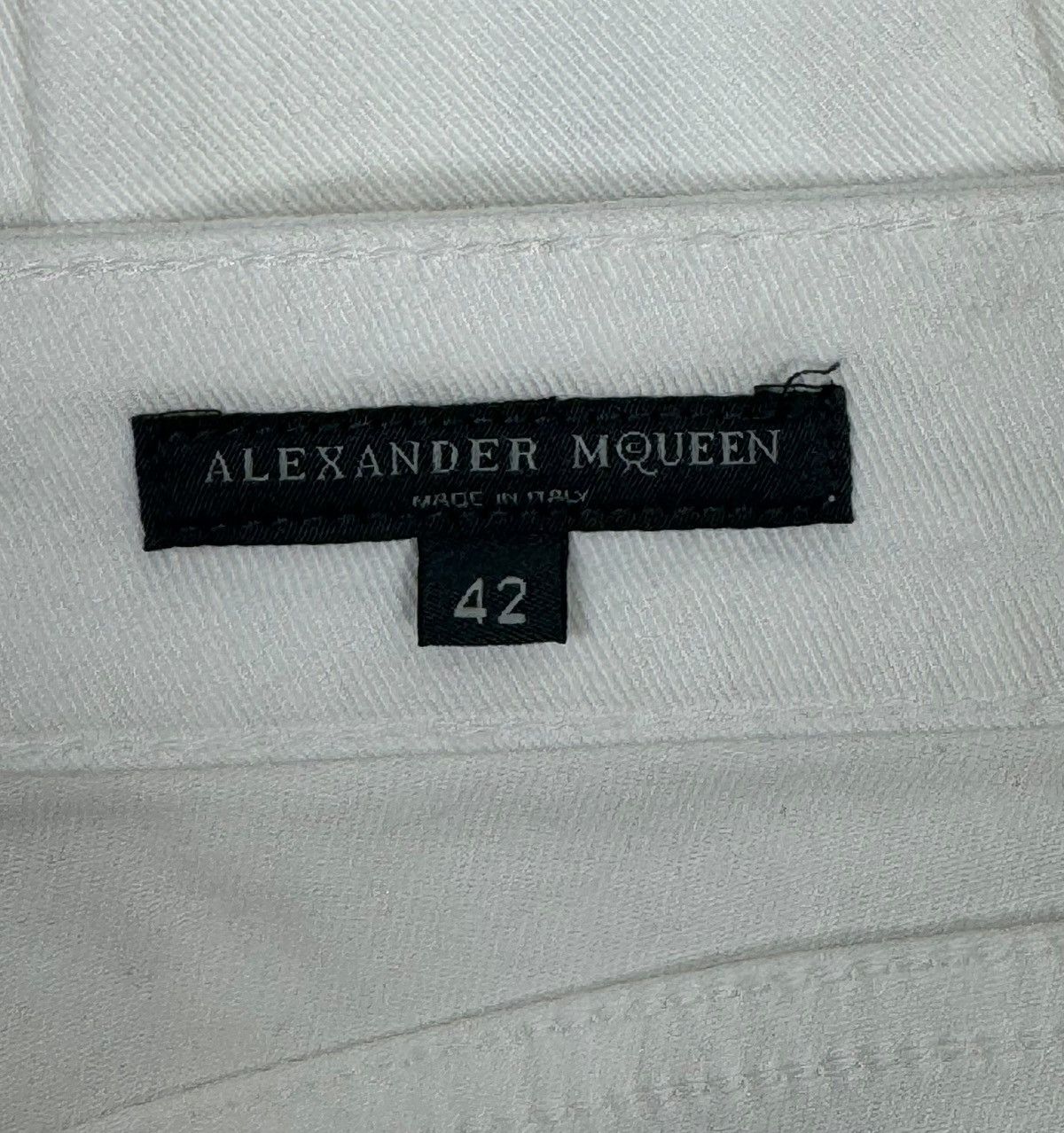 Alexander McQueen Alexander McQueen White Crop Jeans Skinny size 42 Size 28" / US 6 / IT 42 - 14 Thumbnail