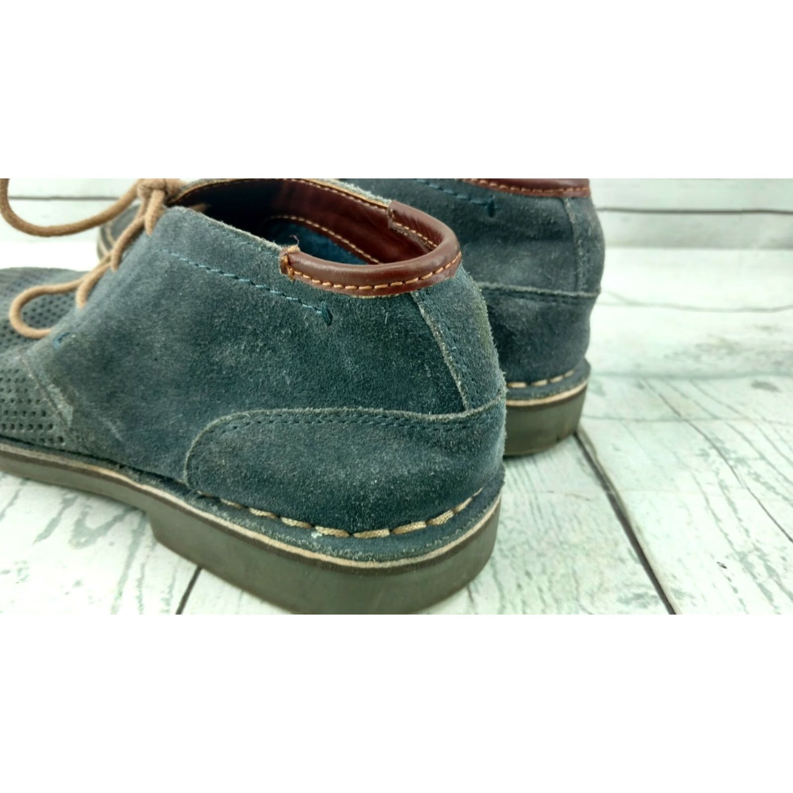 Kenneth Cole Kenneth Cole Reaction Desert Hill Chukka Boot Blue Men 8M Leather Ankle Boots Casual Velvet Perforated Size US 8 / EU 41 - 6 Thumbnail