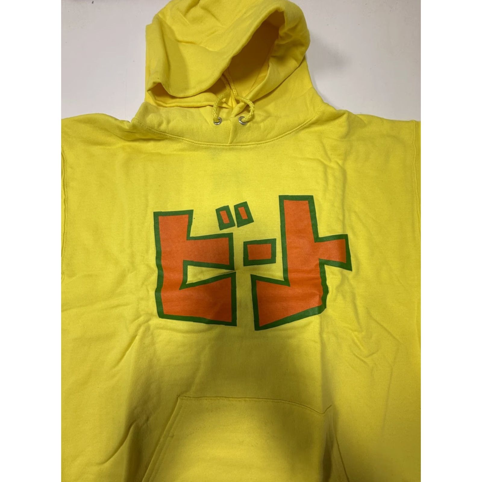 Vintage VINTAGE SEGA Jet Set Radio Graphic Hoodie - Adult Medium - Yellow - Fleece - Video Games - Mens Size US M / EU 48-50 / 2 - 4 Thumbnail