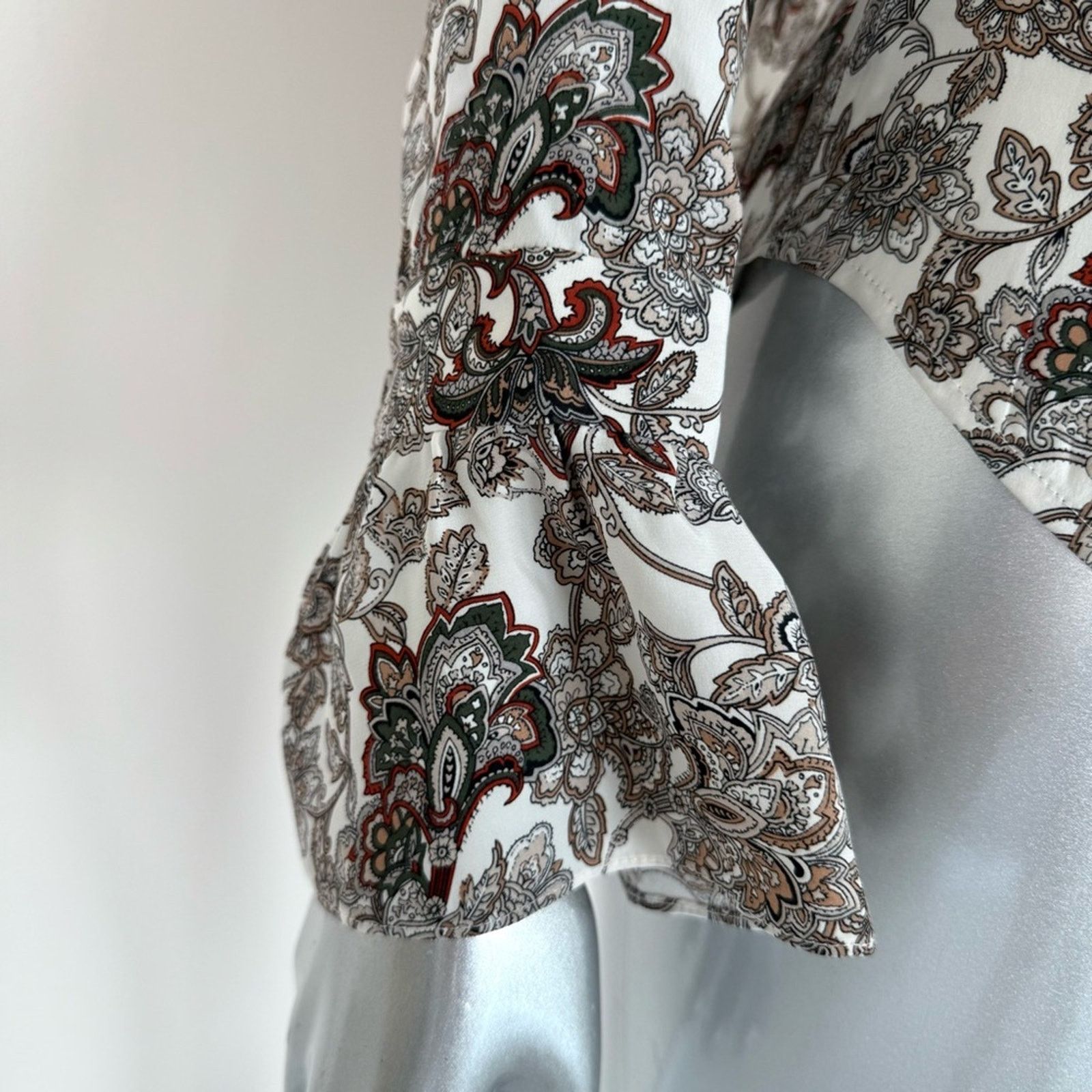 Other NEW!! FRAME silk blouse size S/P Retail 340$ Size S / US 4 / IT 40 - 3 Thumbnail