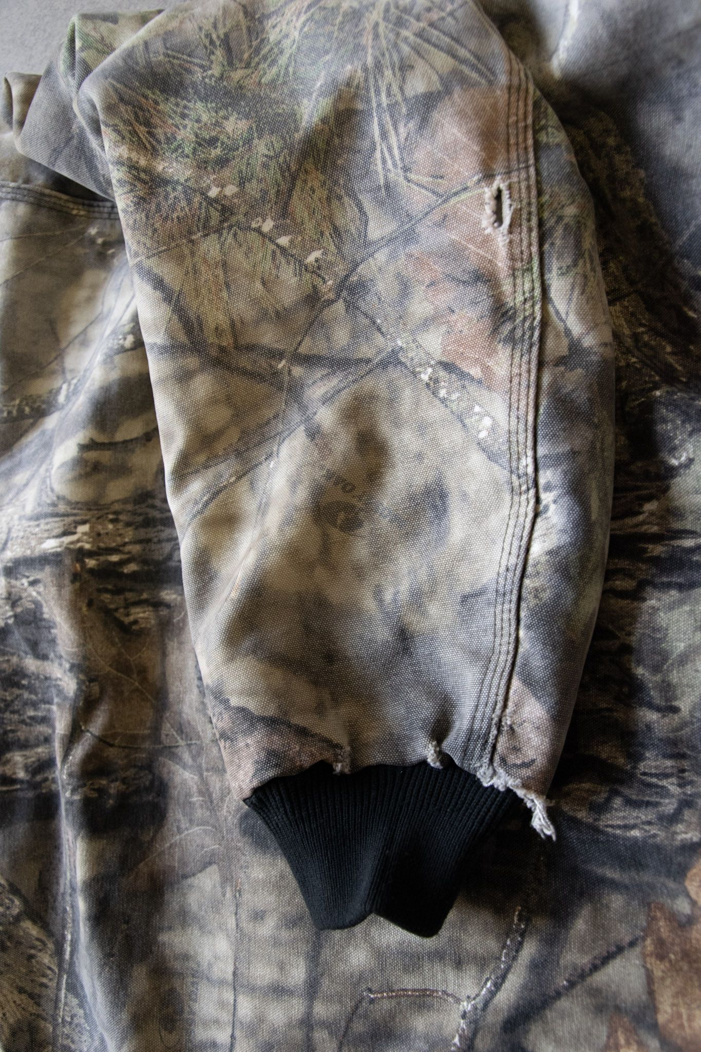 Carhartt × Mossy Oaks × R13 R13 X CARHARTT X MOSSY OAK HOODED JACKET Size US M / EU 48-50 / 2 - 5 Thumbnail