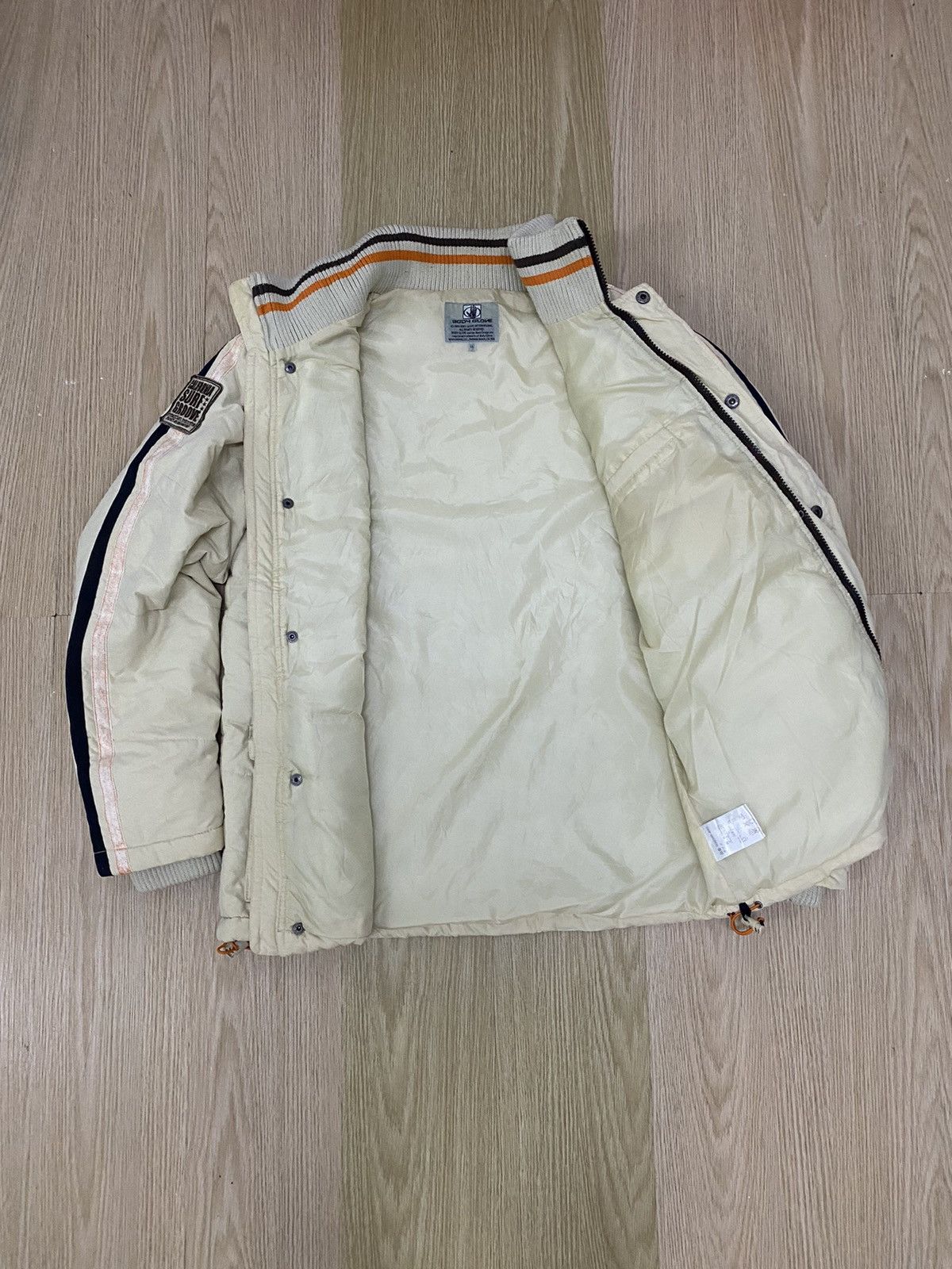 Body Glove Body Glove patches logo redondo beach puffer jacket Size US L / EU 52-54 / 3 - 2 Thumbnail