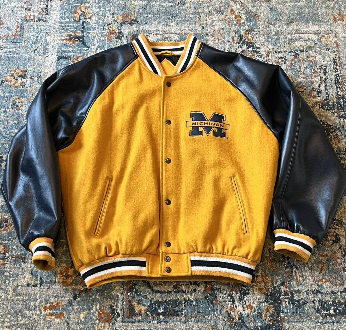 Steve And Barrys Throwback Michigan University Logo Varsity Jacket Size US M / EU 48-50 / 2 - 1 Thumbnail