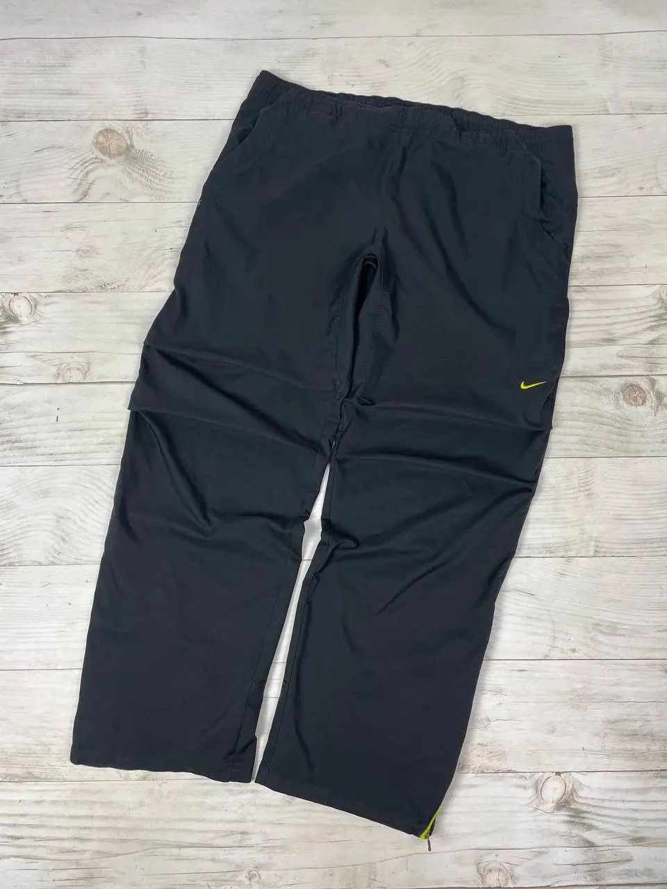 Nike Vintage Nike Track Pants 00s Nylon Swoosh Y2K Baggy Size US 36 / EU 52 - 2 Thumbnail