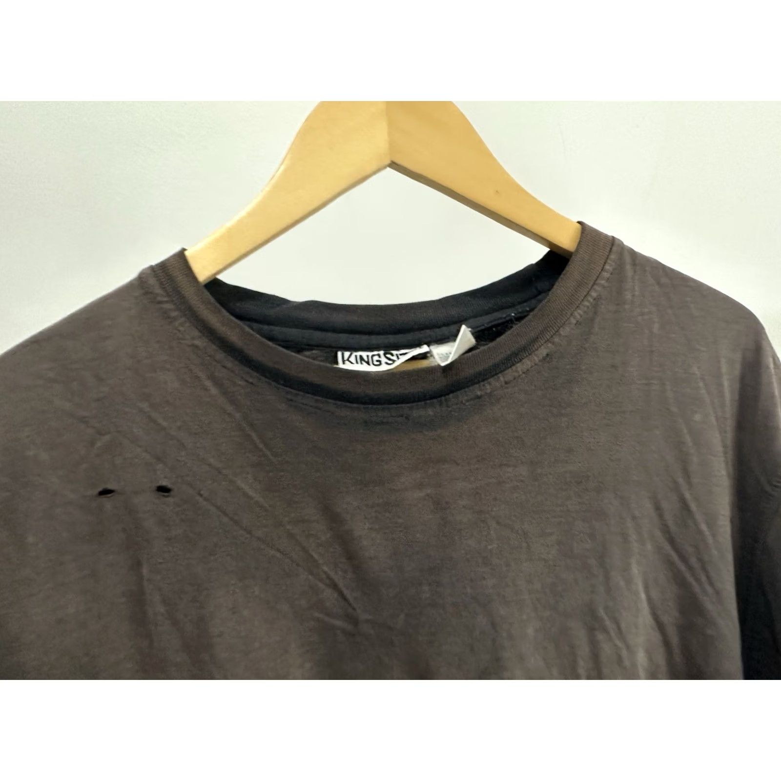 Vintage KING SIZE T-Shirt Men 4XL Black Grunge Workwear Distressed Worn VTG Gradient Sun Faded WIP Confidently Size US XXL / EU 58 / 5 - 4 Thumbnail