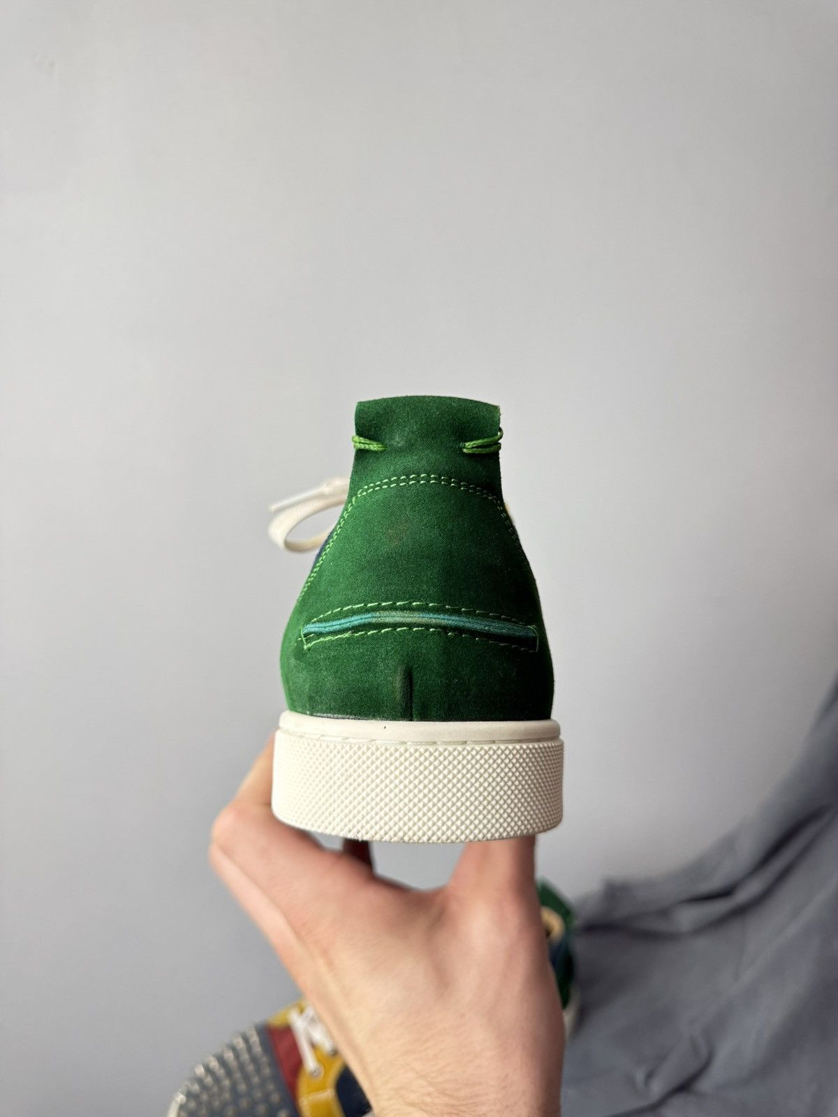 Christian Louboutin Christian Louboutin Suede Low Top Sneakers 42 Size Size US 8.5 / EU 41-42 - 4 Thumbnail