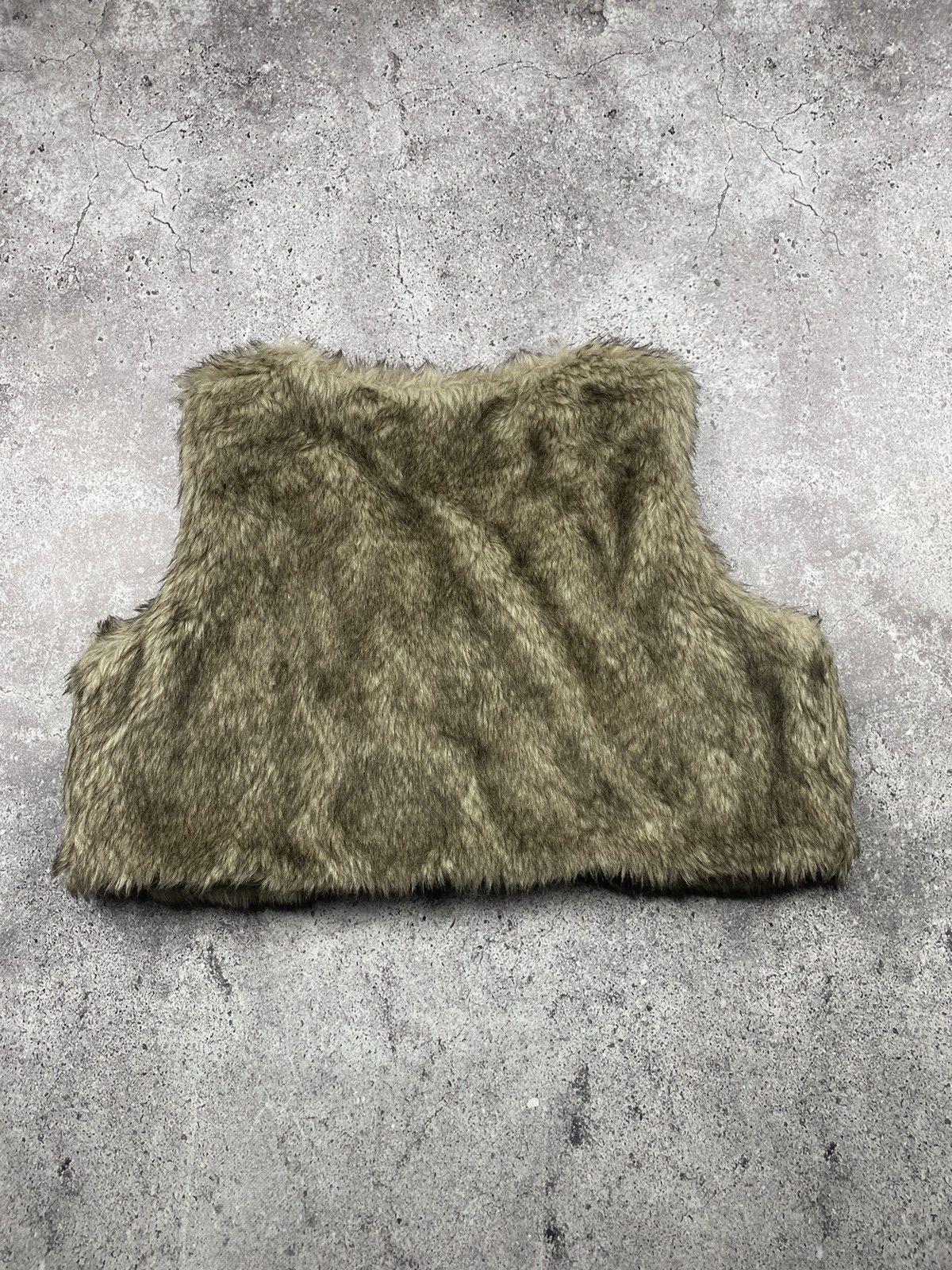 Hysteric Glamour × If Six Was Nine 💥HYPE Varsity Mohair Fuzzy Fluffy Faux Fur Cropped vest OG Size ONE SIZE - 5 Thumbnail