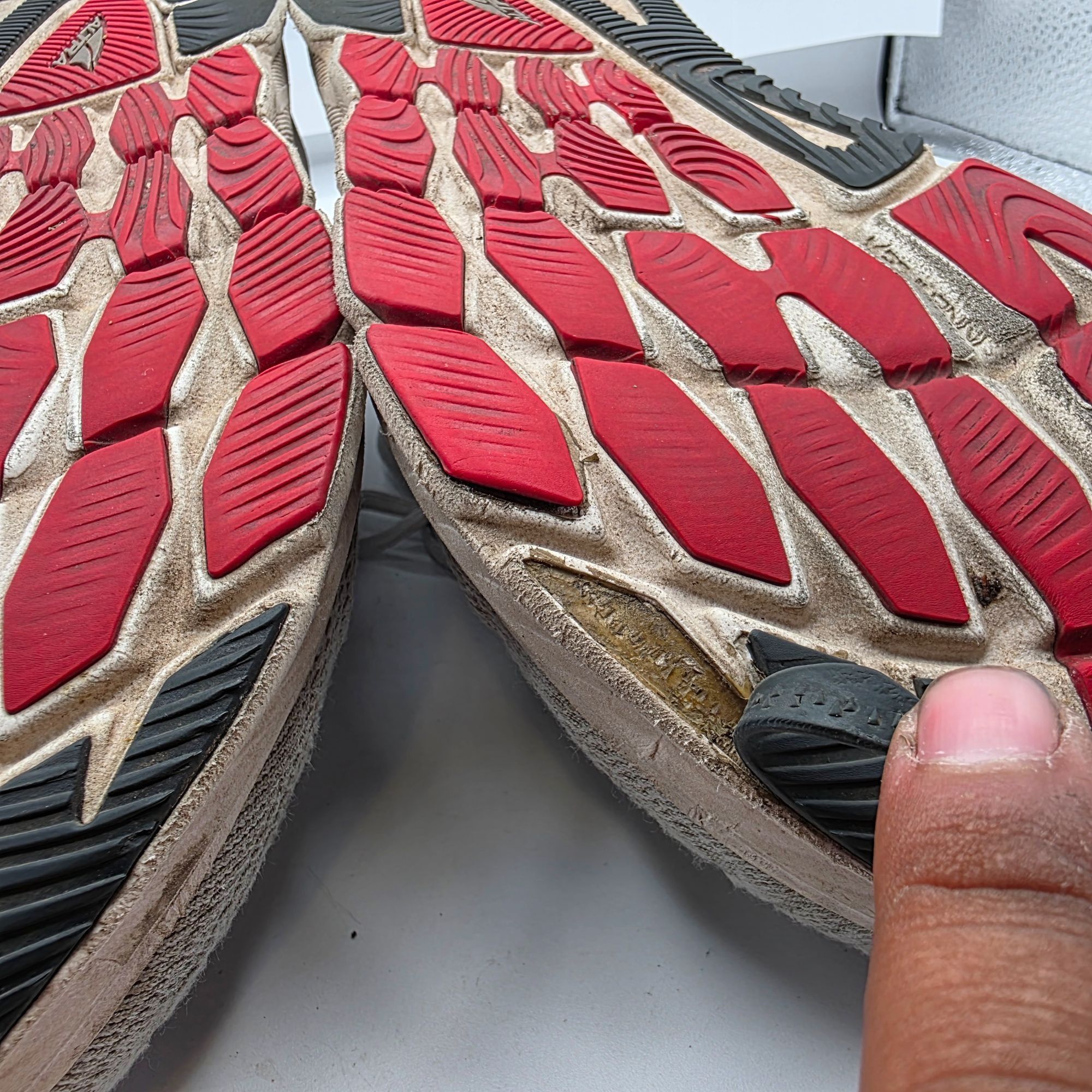 Altra Altra Torin 6 Mens Size 9 Gray Running Shoes Lightweight Ath Size US 9 / EU 42 - 8 Thumbnail