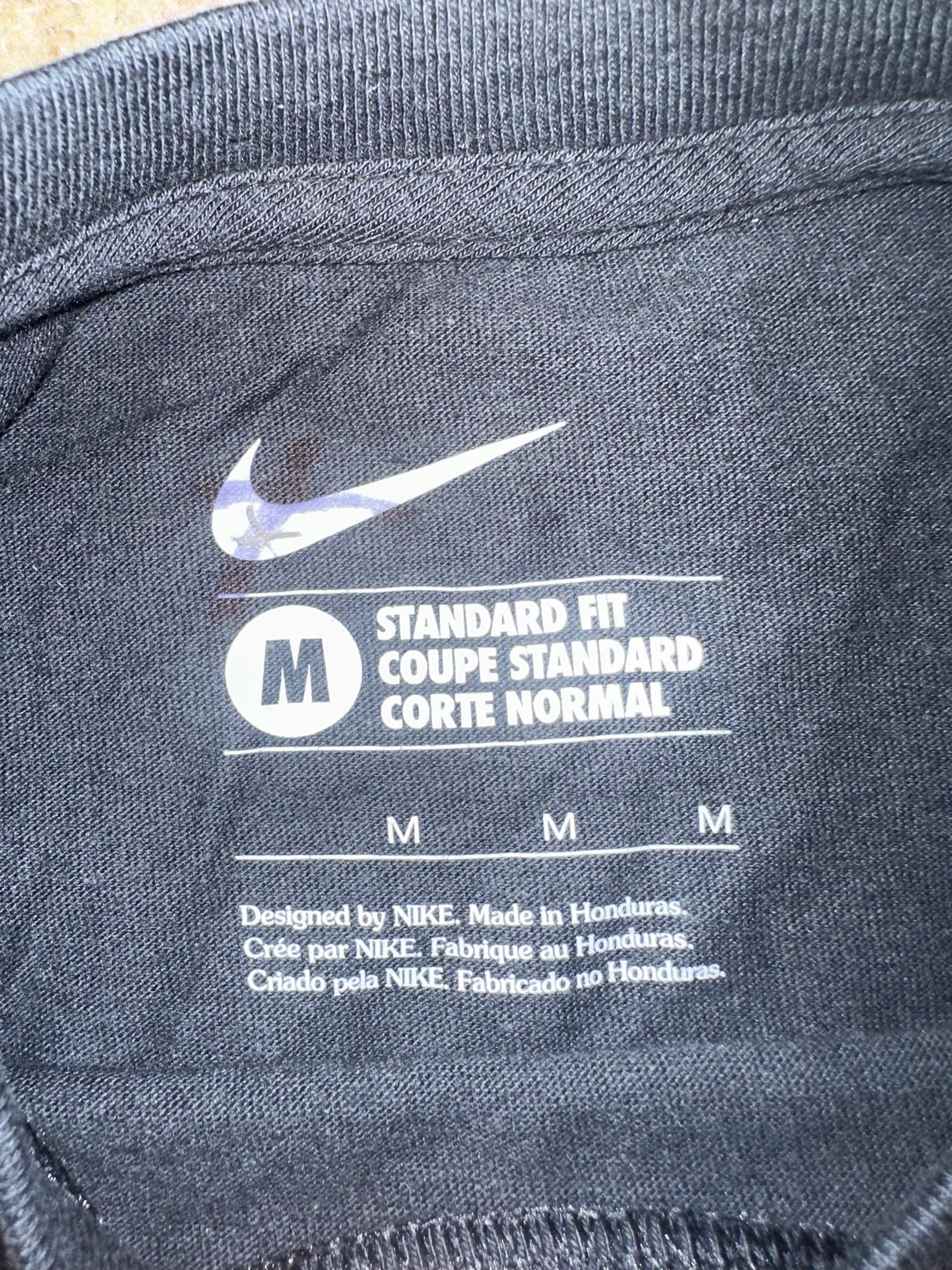 Nike Nike Men Kobe Bryant Over Yao Ming Basktball Shirt 2010 VNTG Size US M / EU 48-50 / 2 - 4 Thumbnail