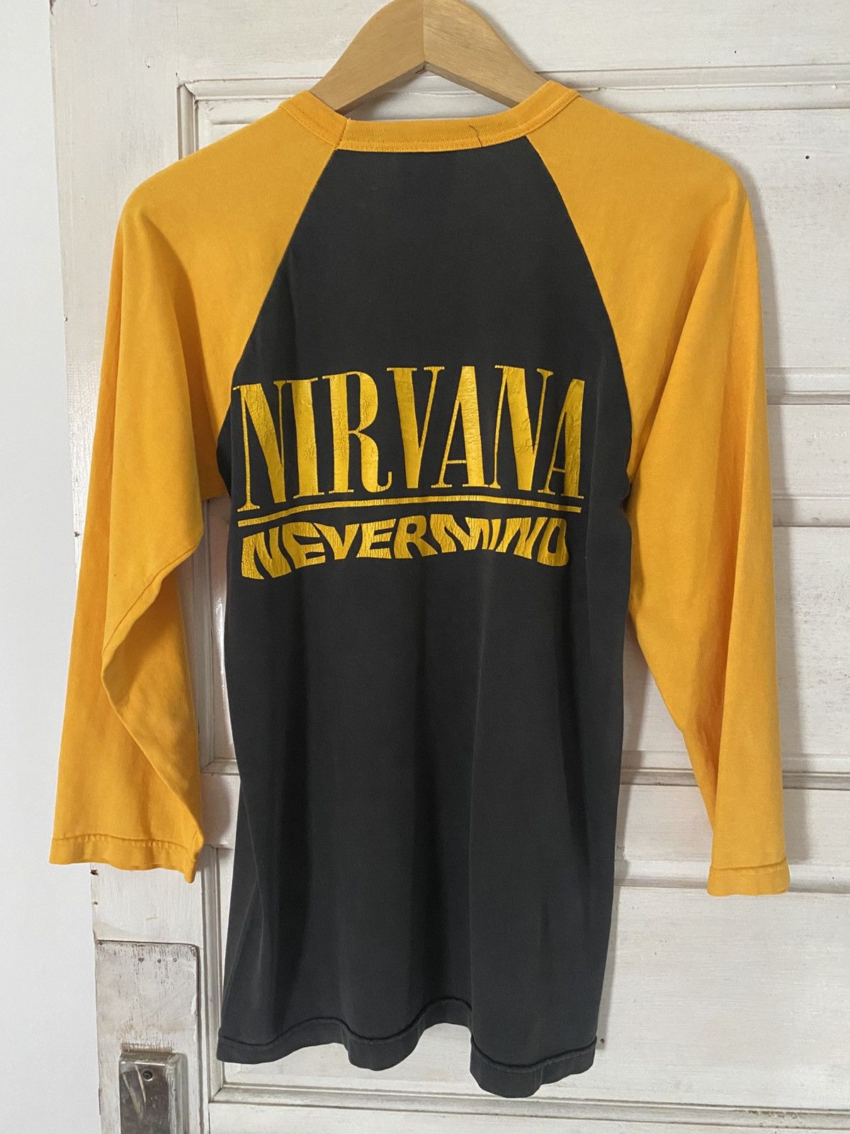 Vintage Wall of fame Nirvana Nevermind Longsleeve Size US M / EU 48-50 / 2 - 2 Thumbnail
