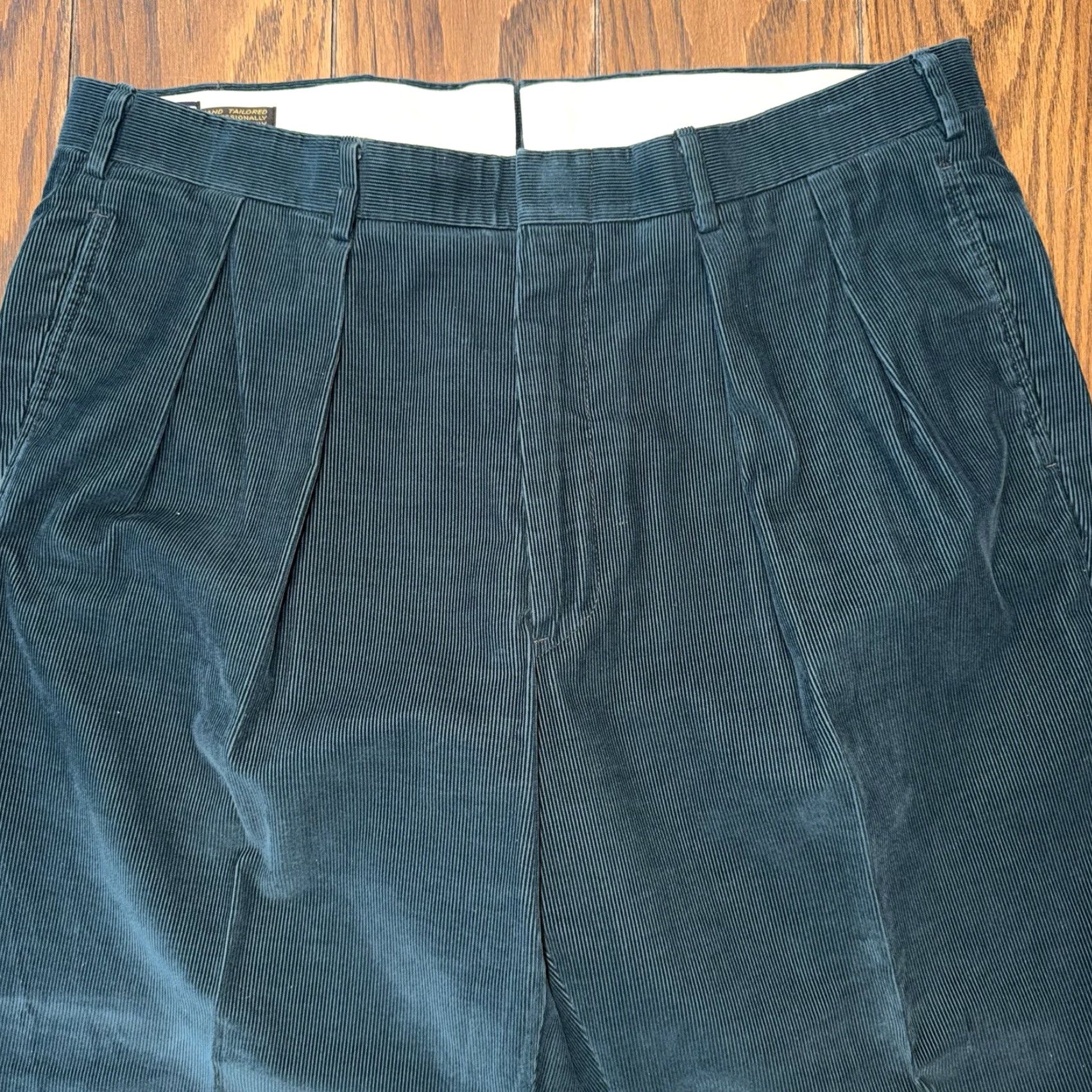 Vintage Ben Silver Charleston Pants Men’s 38x33 Green Corduroy USA Made Pleated Cuffed Size US 38 / EU 54 - 3 Thumbnail