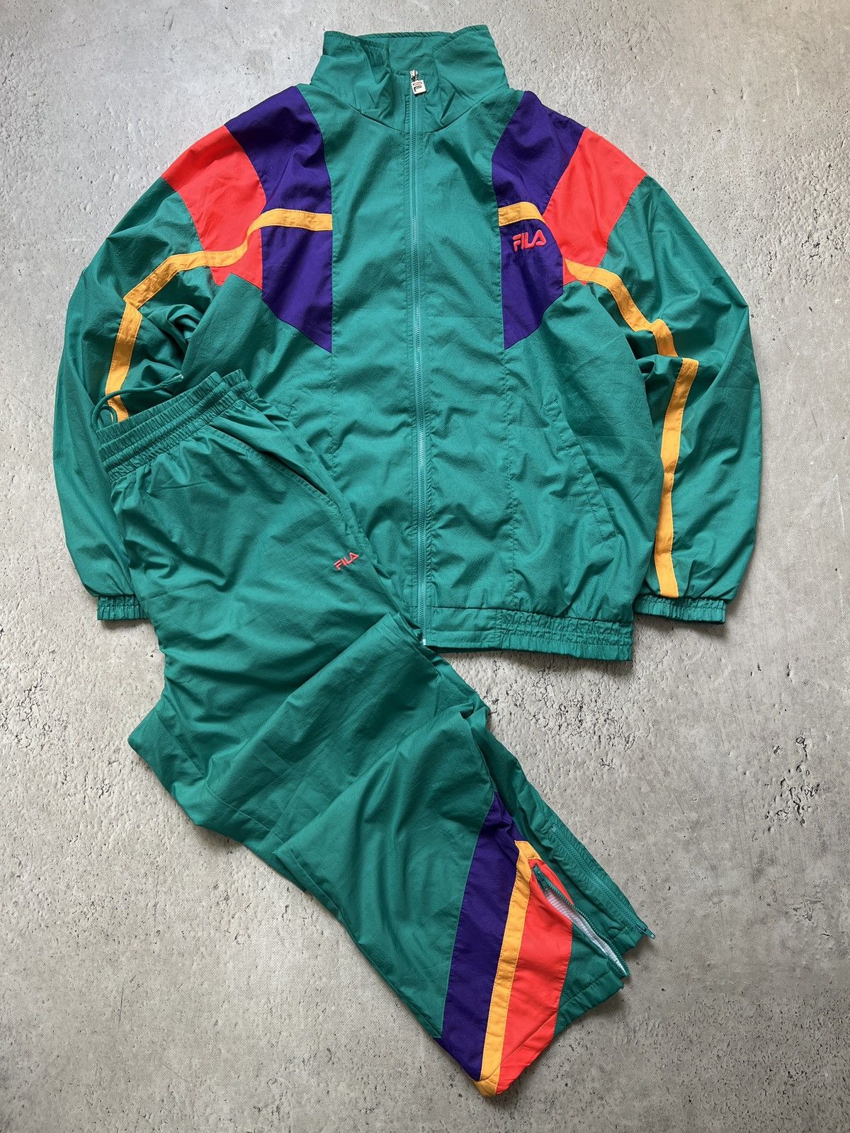 Fila Fila multicolour truck sportswear suit nylon y2k Size US 34 / EU 50 - 1 Thumbnail