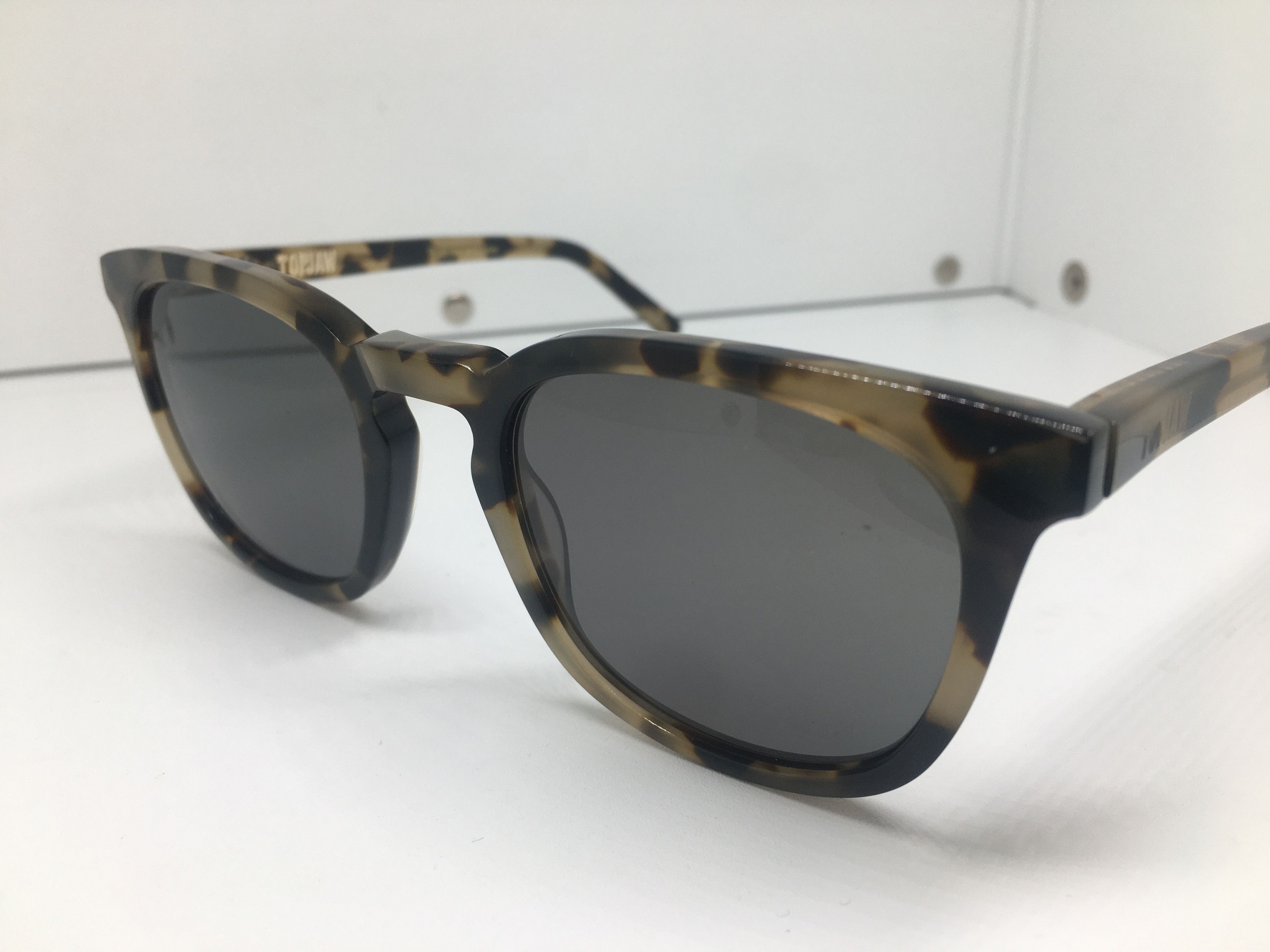 Other TOPJAW Keyhole Bridge Sunglasses Frame Size ONE SIZE - 3 Thumbnail
