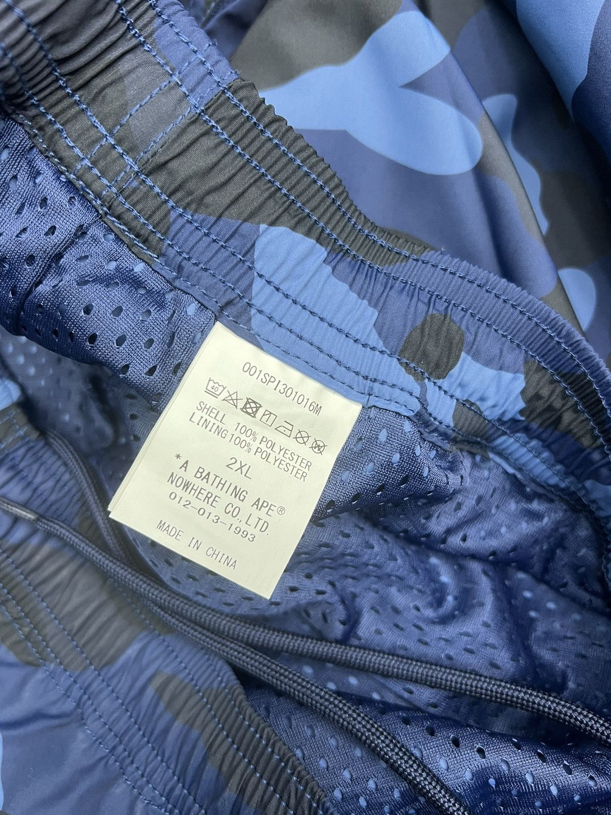 Bape Bape Color Camo Shark Beach Shorts Size US 38 / EU 54 - 5 Thumbnail