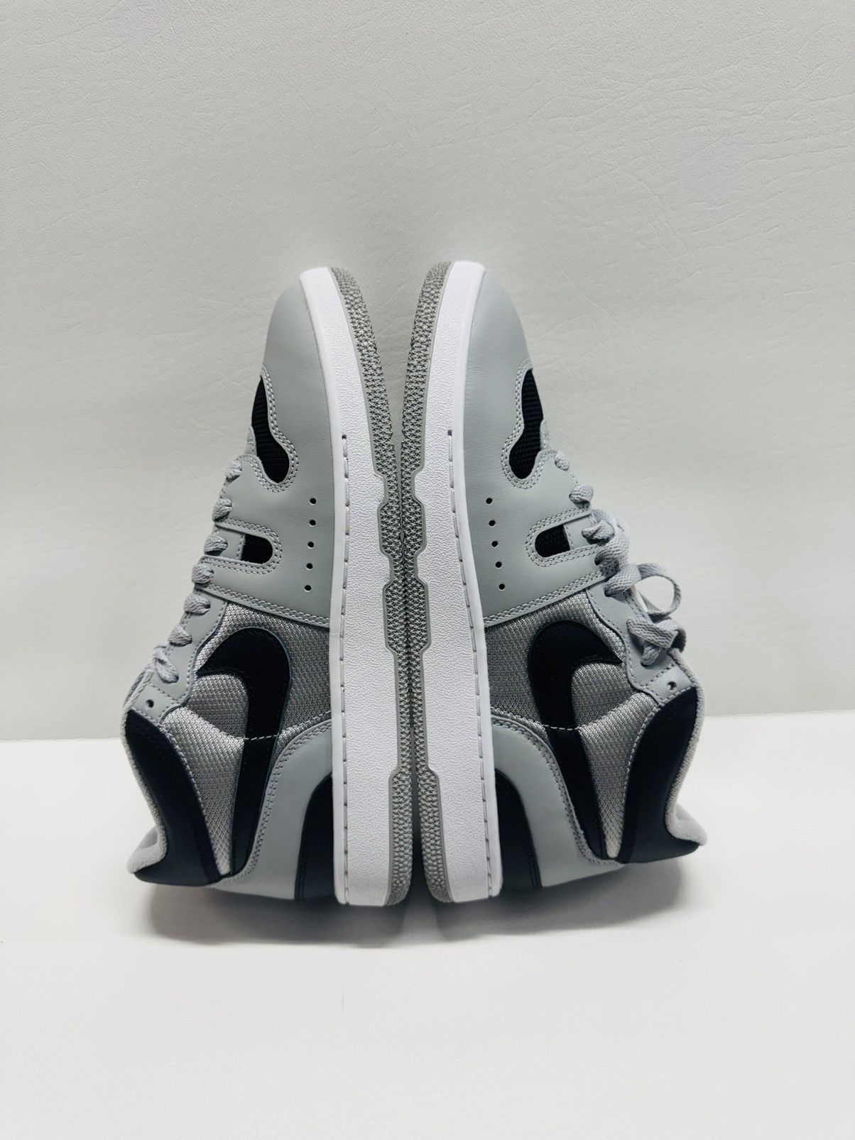 Nike Nike Mac Attack Lt Smoke Grey/Black-White Size US 9.5 / EU 42-43 - 3 Thumbnail