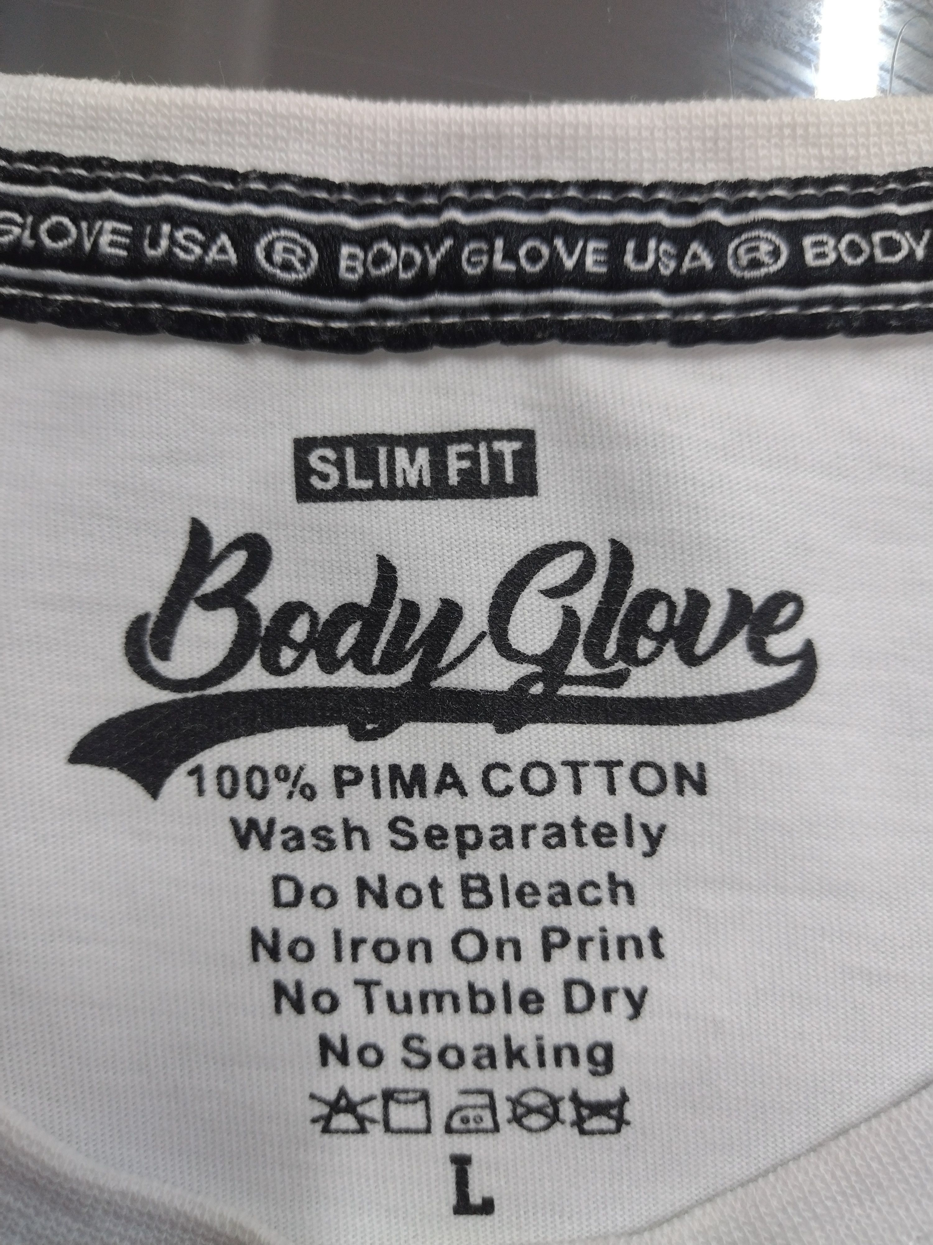 Body Glove Rare design over print body glove usa t shirt L slim fit Size US L / EU 52-54 / 3 - 8 Thumbnail