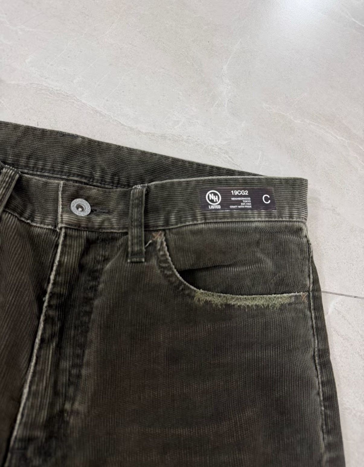Neighborhood NEIGHBORHOOD SAVAGE CORD CEPT Distressed Corduroy Pants J34 Size US 32 / EU 48 - 4 Thumbnail