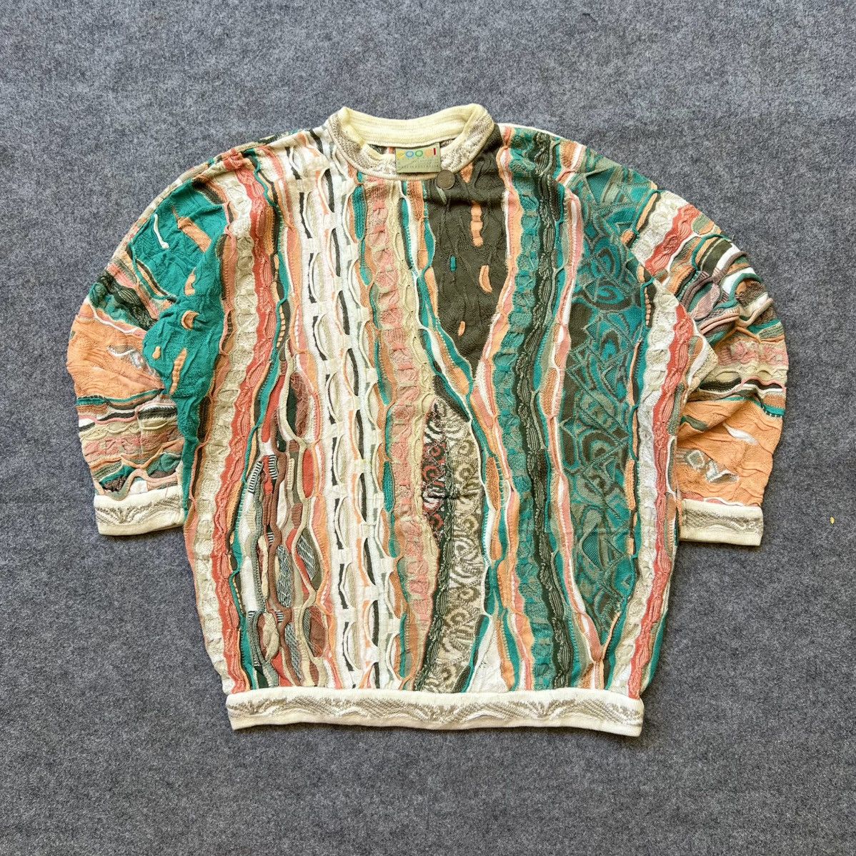 Coogi × Vintage Crazy Vintage Coogi 3D Cable Knit Sweater Size US S / EU 44-46 / 1 - 1 Thumbnail