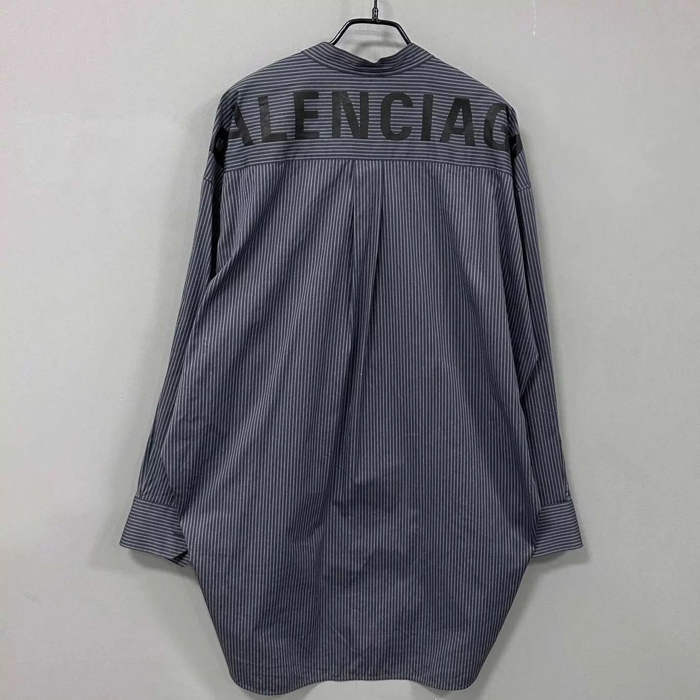 Balenciaga Balenciaga Women's Back Logo Button-Up Shirt 34 Size XXS / US 00 / IT 34 - 3 Thumbnail