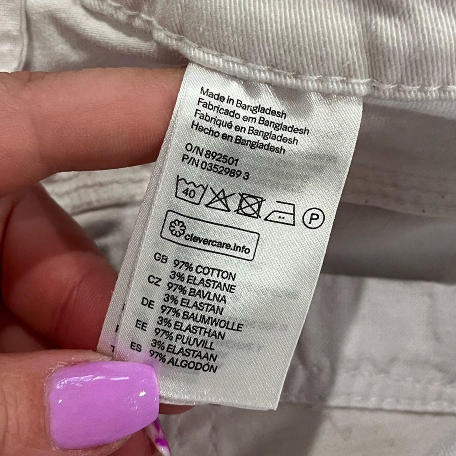 H&M L.O.G.G H&M White Mid-Rise Skinny Jeans Size 8 Size 30" / US 8 / IT 44 - 8 Thumbnail