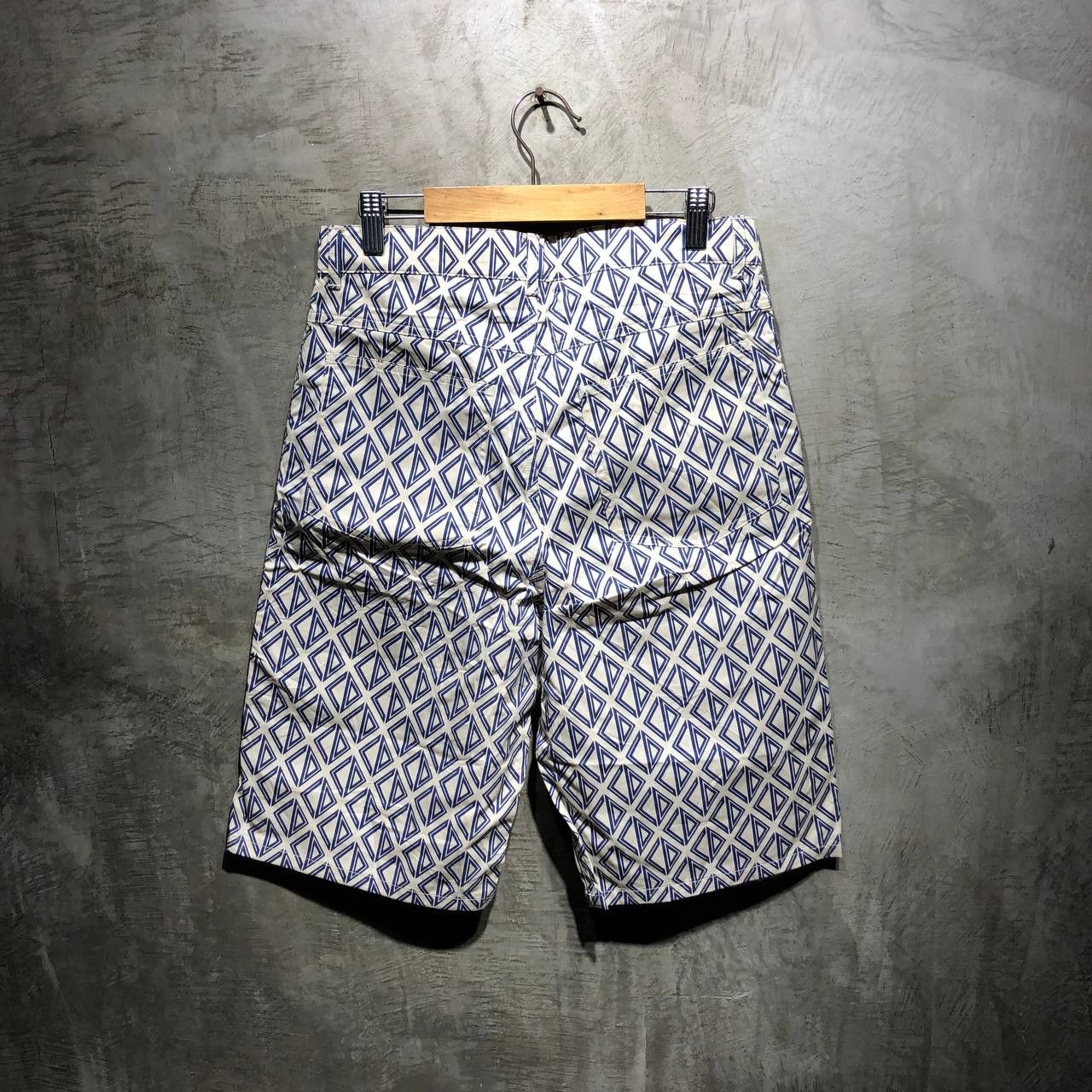 Dior Dior “CD” All over print Shorts Size US 28 / EU 44 - 8 Thumbnail