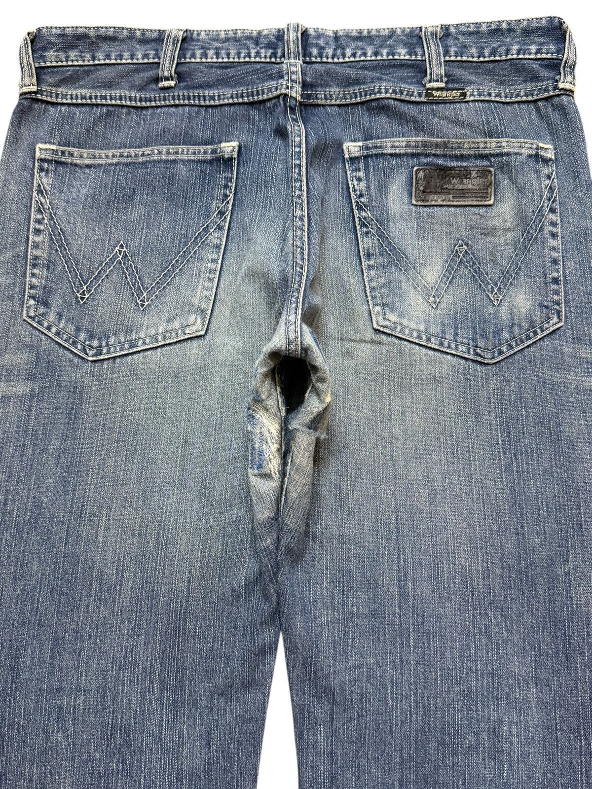 Wrangler Vintage 90s Wrangler Blue Faded Wash Wide Leg Bootcuts Jeans Size US 36 / EU 52 - 5 Thumbnail