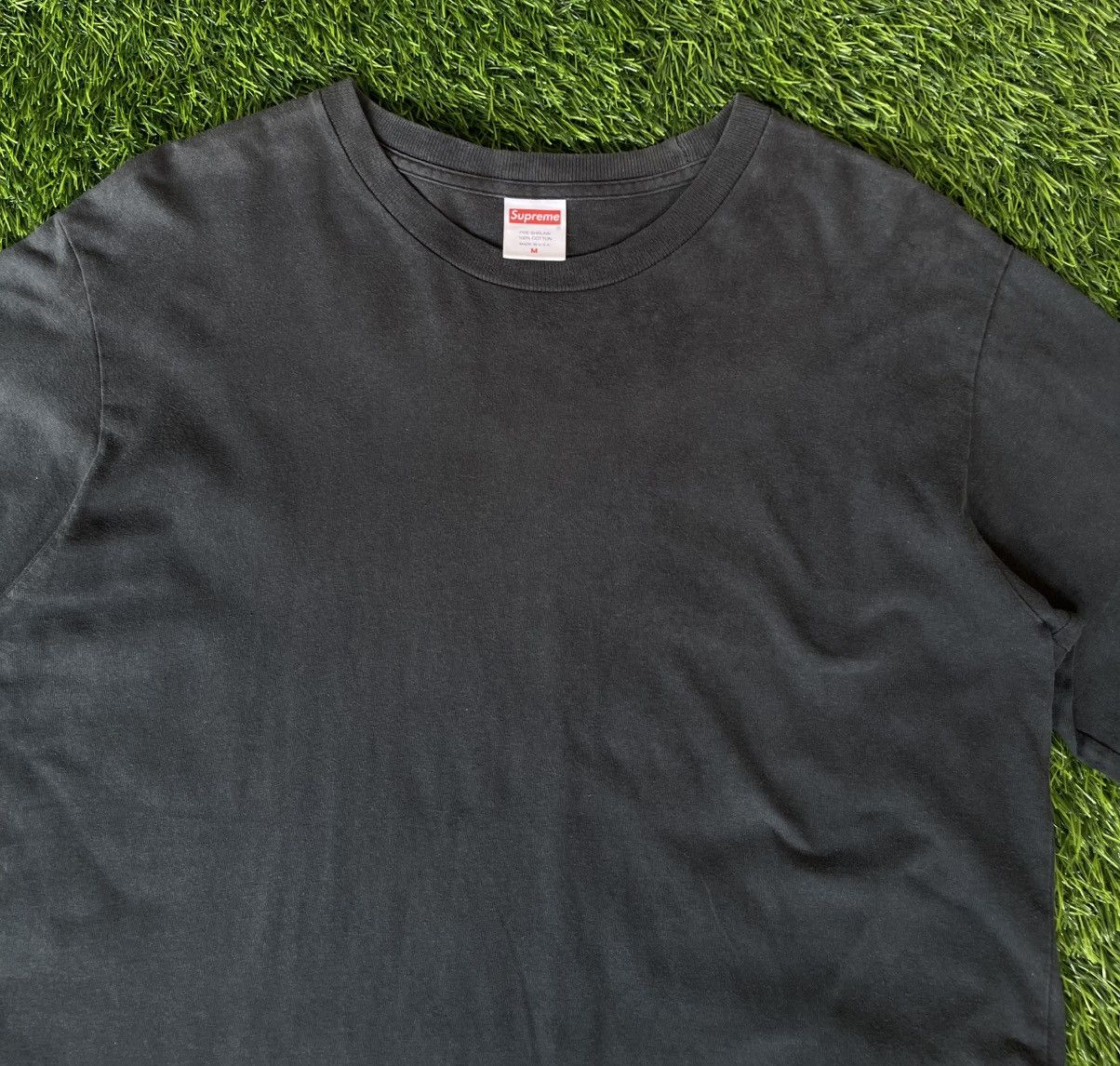 Supreme Thrashed🔥Supreme🔥Sun Faded Black Long Sleeve Plain Tshirt Size US M / EU 48-50 / 2 - 10 Thumbnail