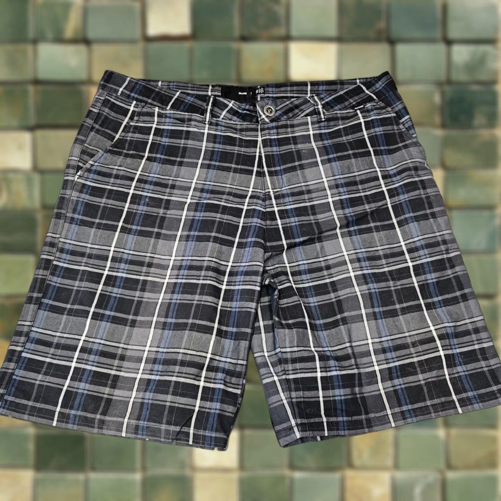 Hurley Hurley Mens Shorts 39 Gray Plaid Flat Front Chinos Outdoor Casual Travel Belt Loops Logo 39in Regular Polyester Breathable Quick Dry Size US 39 - 1 Thumbnail
