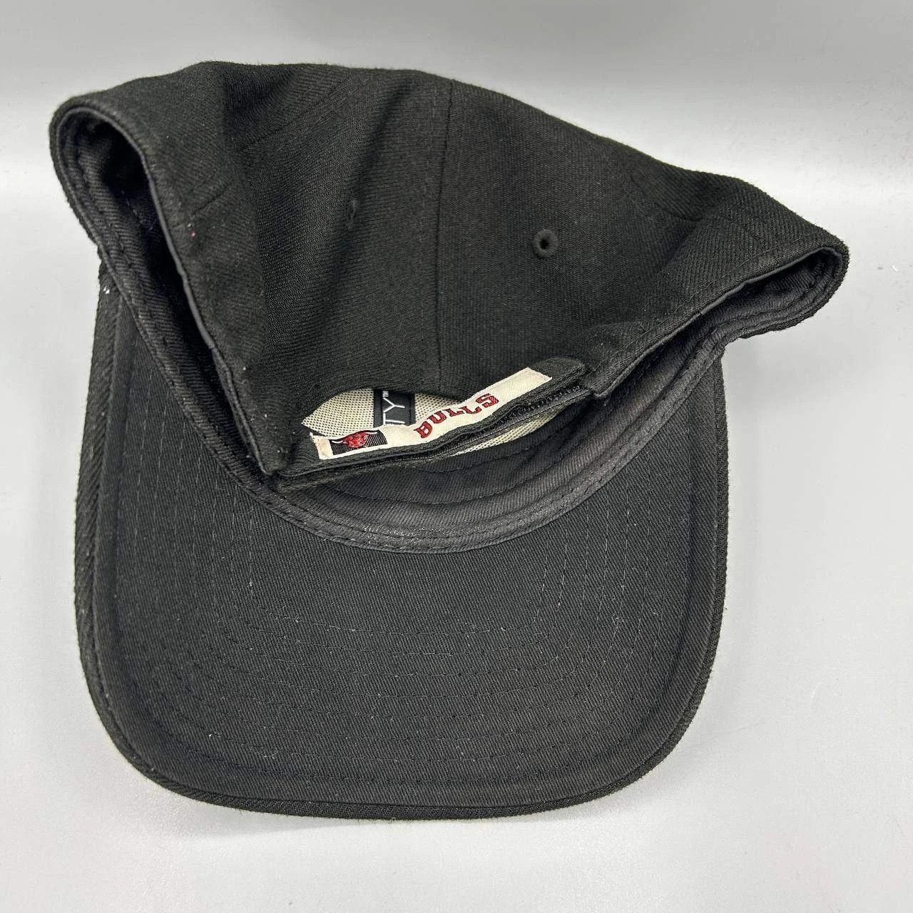 New Era Chicago Bulls Hat Embroidered 9Forty New Era NBA Strap Back Size ONE SIZE - 8 Thumbnail