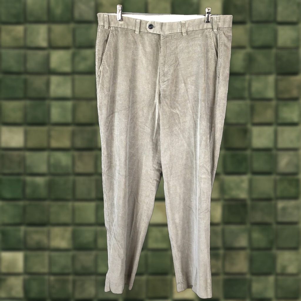 Vintage VINTAGE Bullock & Jones Pants Mens 36 Straight Leg Corduroy Grey Classic Regular Waist 36 Inseam 34 City Casual Business Travel WellMade Size US 36 / EU 52 - 1 Thumbnail