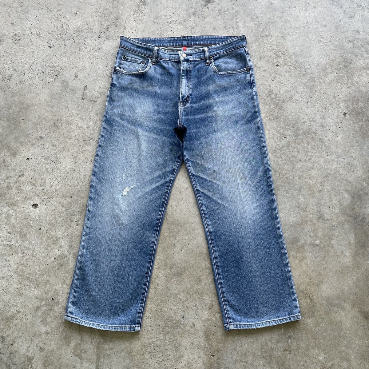 Japanese Brand W33 Vintage Japanese Faded Denim Distressed Jeans Pants Size US 33 - 1 Thumbnail