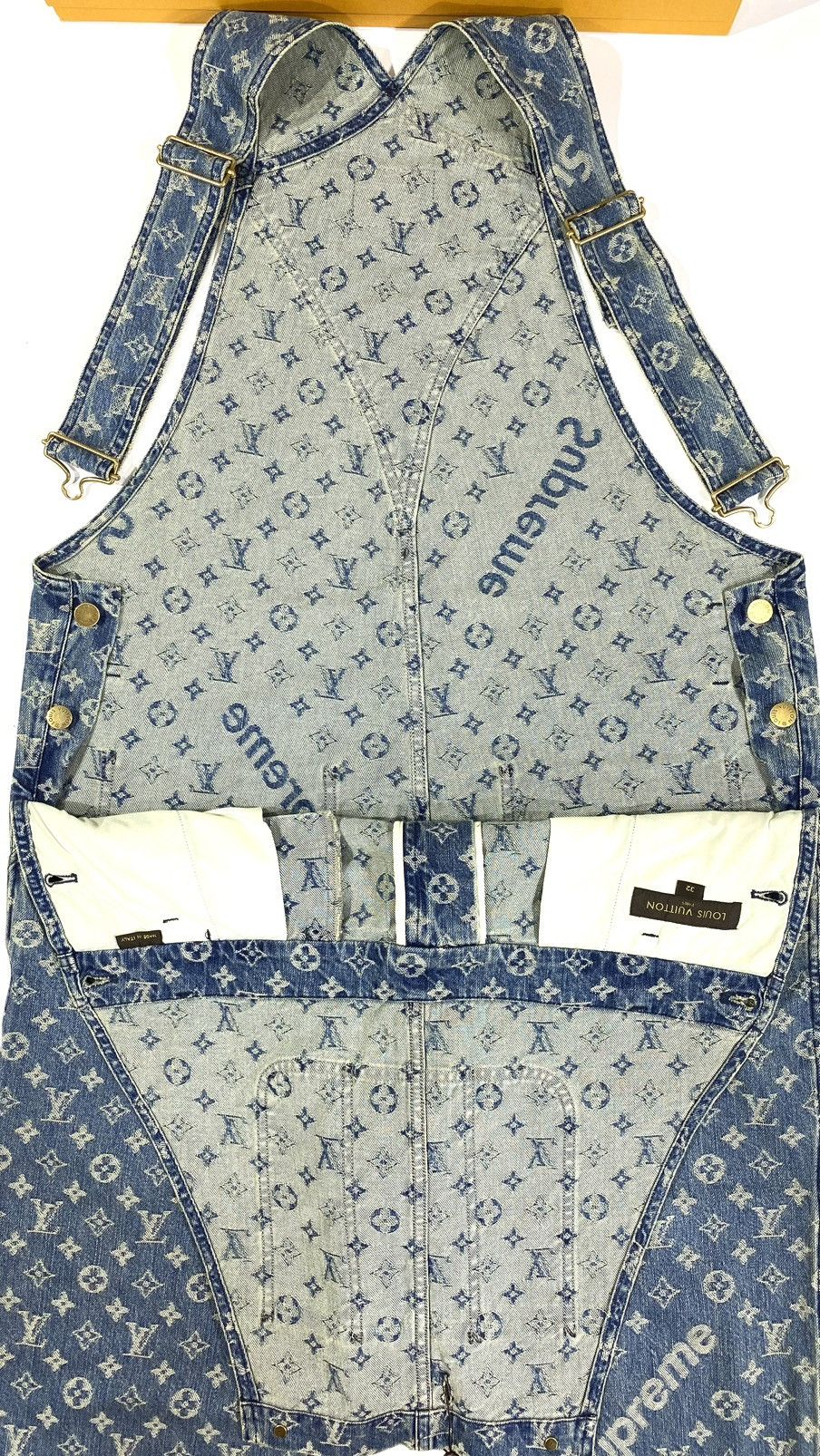 Louis Vuitton × Supreme Louis Vuitton X Supreme 32 Overall blue monogram denim Size US 32 / EU 48 - 9 Thumbnail