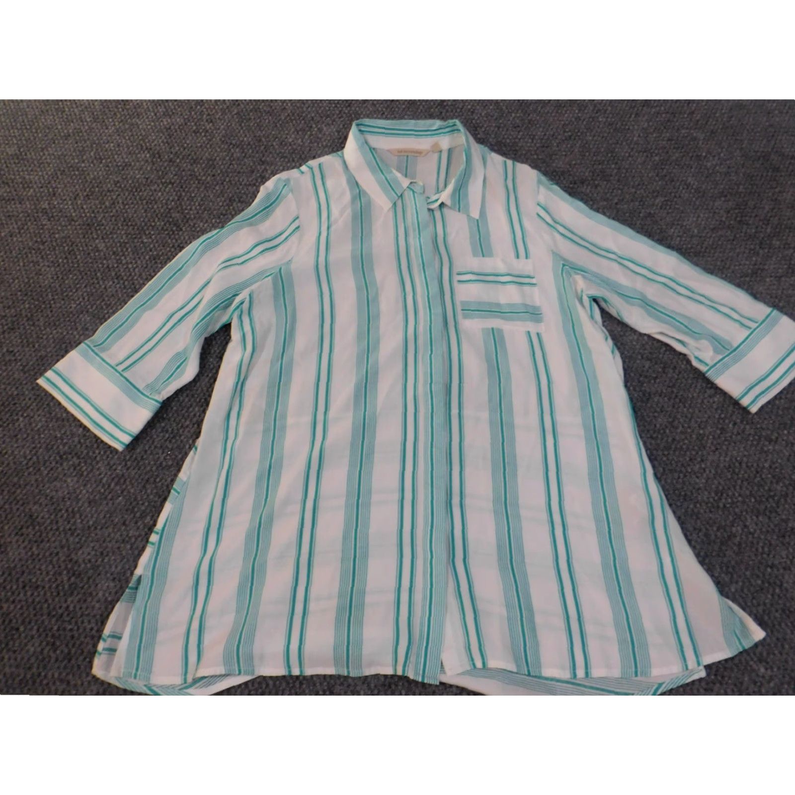 Soft Surroundings Soft Surroundings Button-Up Shirt Womens Medium Green Striped Viscose Knit Casual Size M / US 6-8 / IT 42-44 - 3 Thumbnail