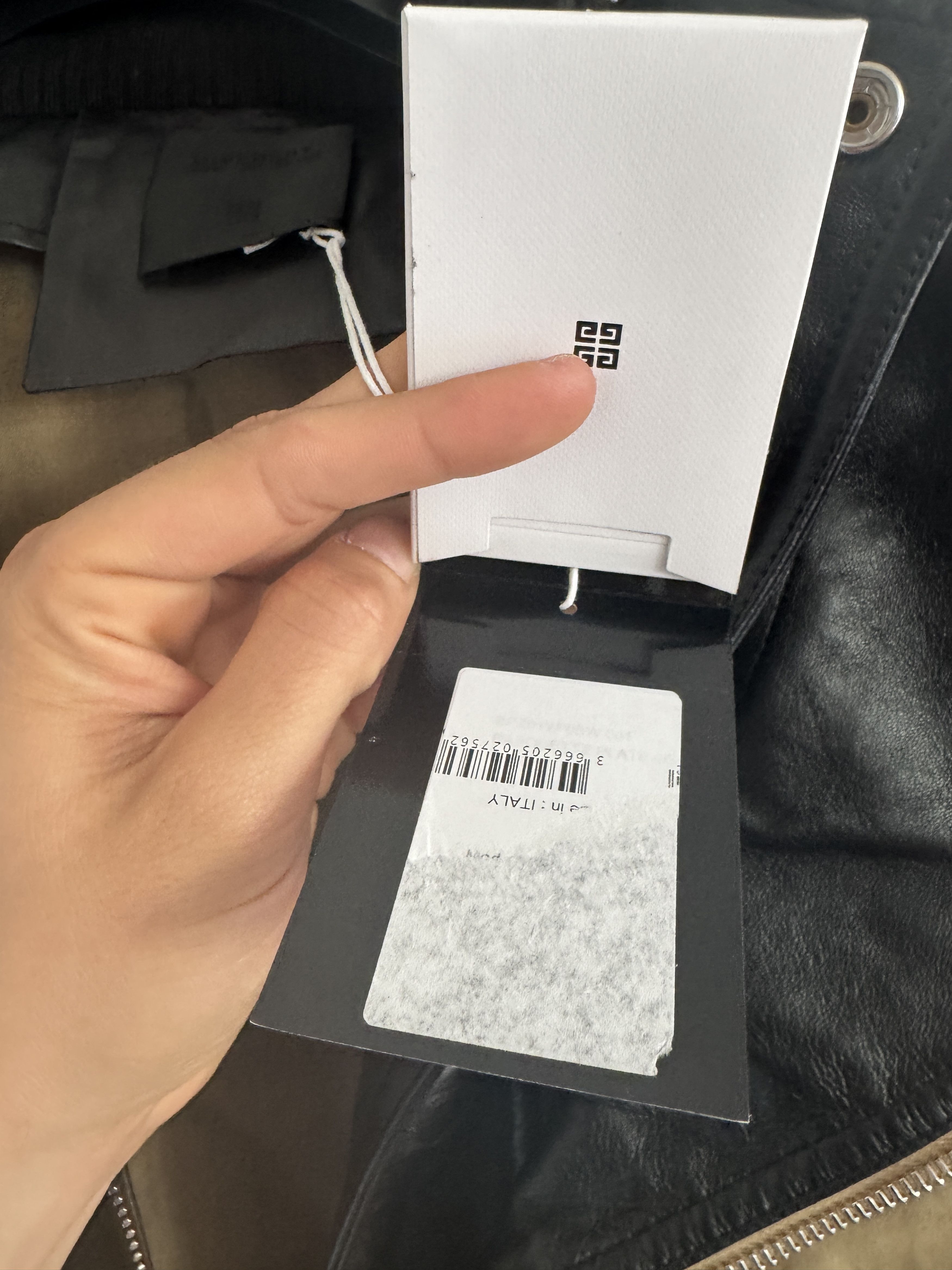 Givenchy Pre-Fall 2021 Campaign Sample Hybrid Leather Jacket Size US M / EU 48-50 / 2 - 21 Thumbnail