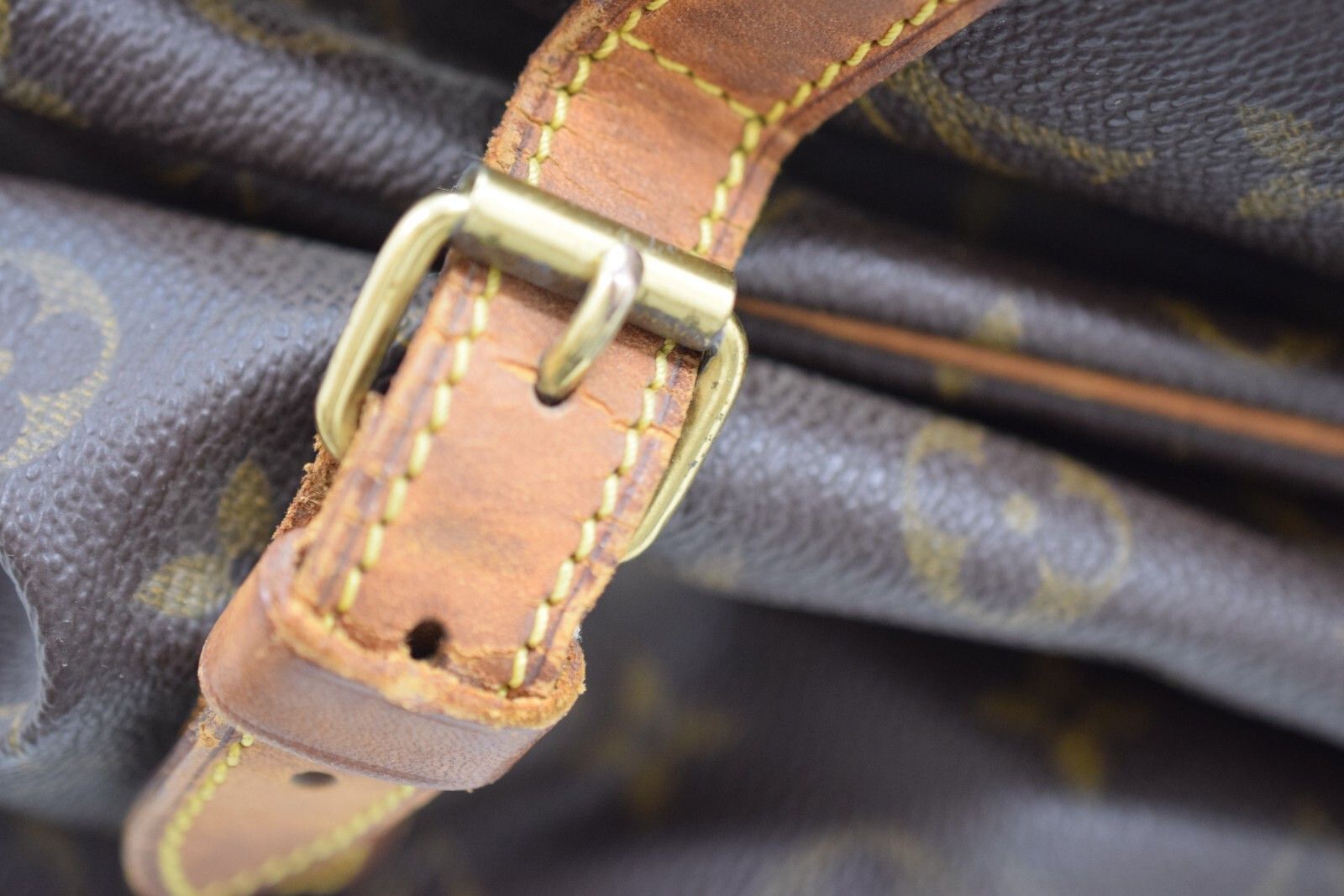 Louis Vuitton Louis Vuitton Saumur 35 Crossbody Monogram Canvas M42254 Size ONE SIZE - 12 Thumbnail