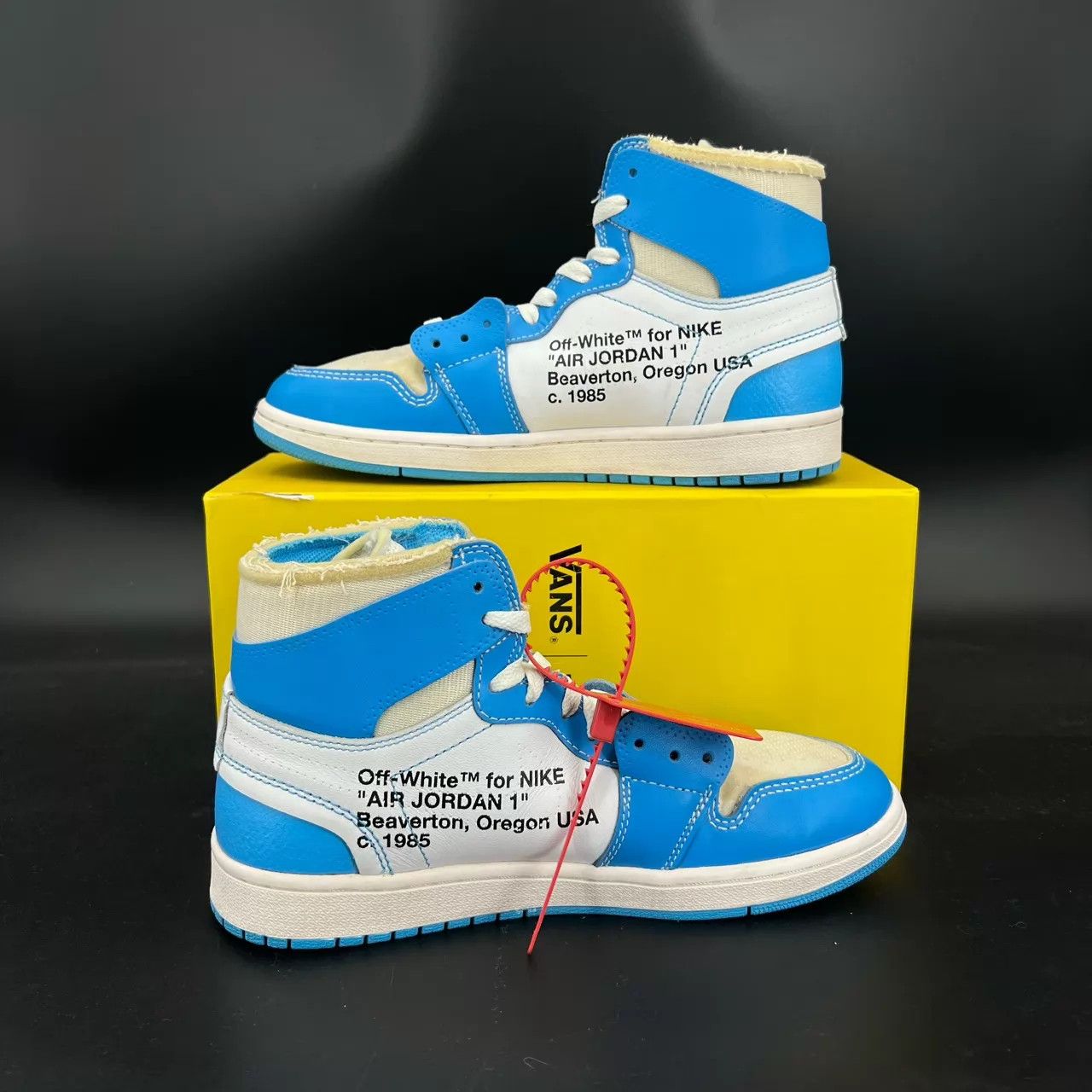 Nike Nike Air Jordan 1 UNC Blue Size 42 2Wear CH7855 Size US 8.5 / EU 41-42 - 2 Thumbnail