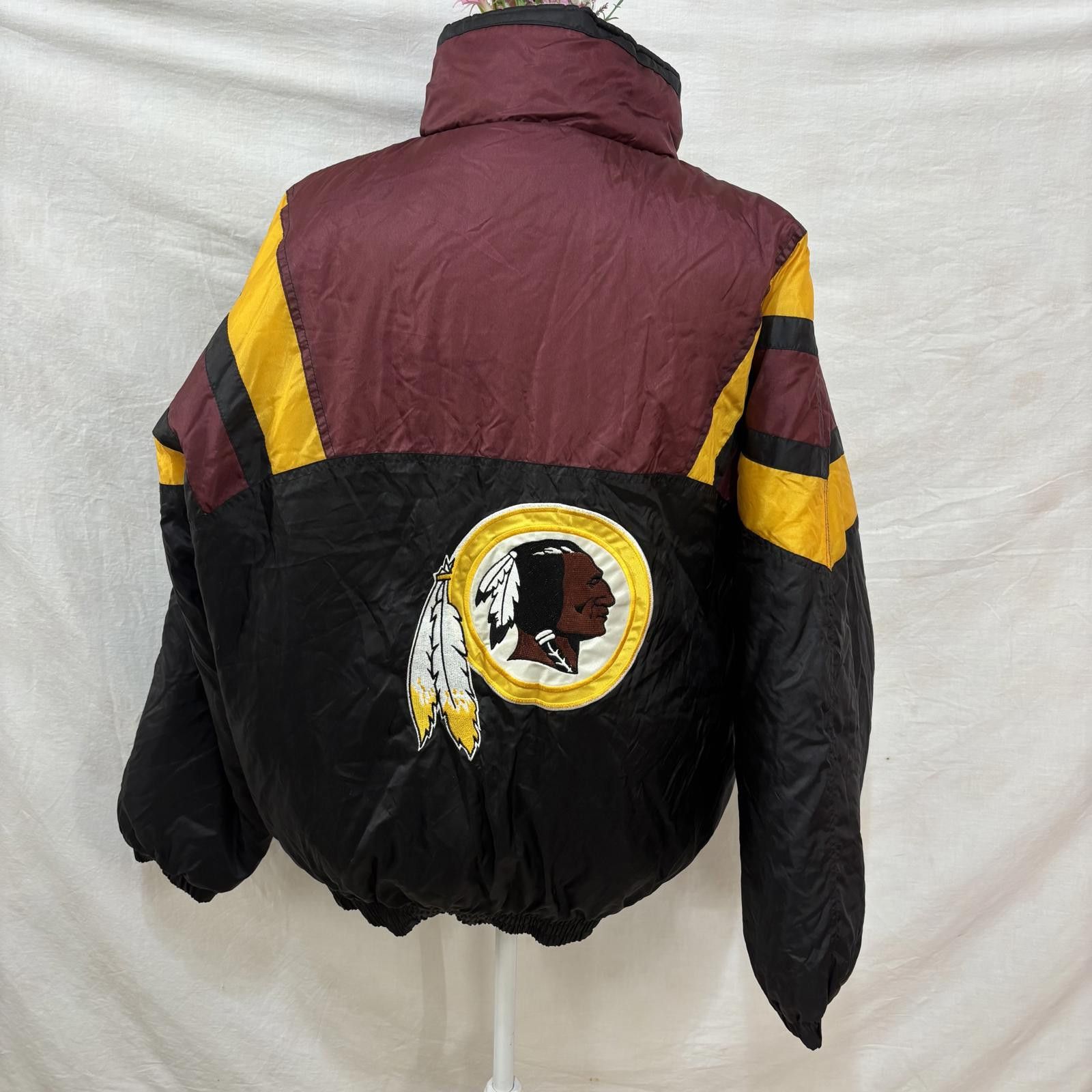 Other Vtg 90s NFL Game day Washington puffer coat sz large Size US L / EU 52-54 / 3 - 4 Thumbnail