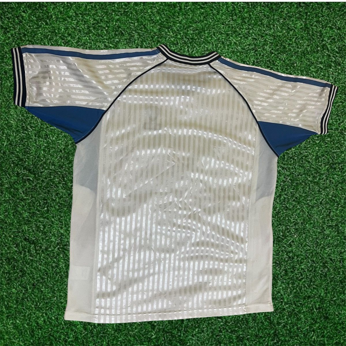 Lotto Sport Rare Lotto Football Shirt Italy Vintage 90s Size S/M” Size US S / EU 44-46 / 1 - 2 Thumbnail