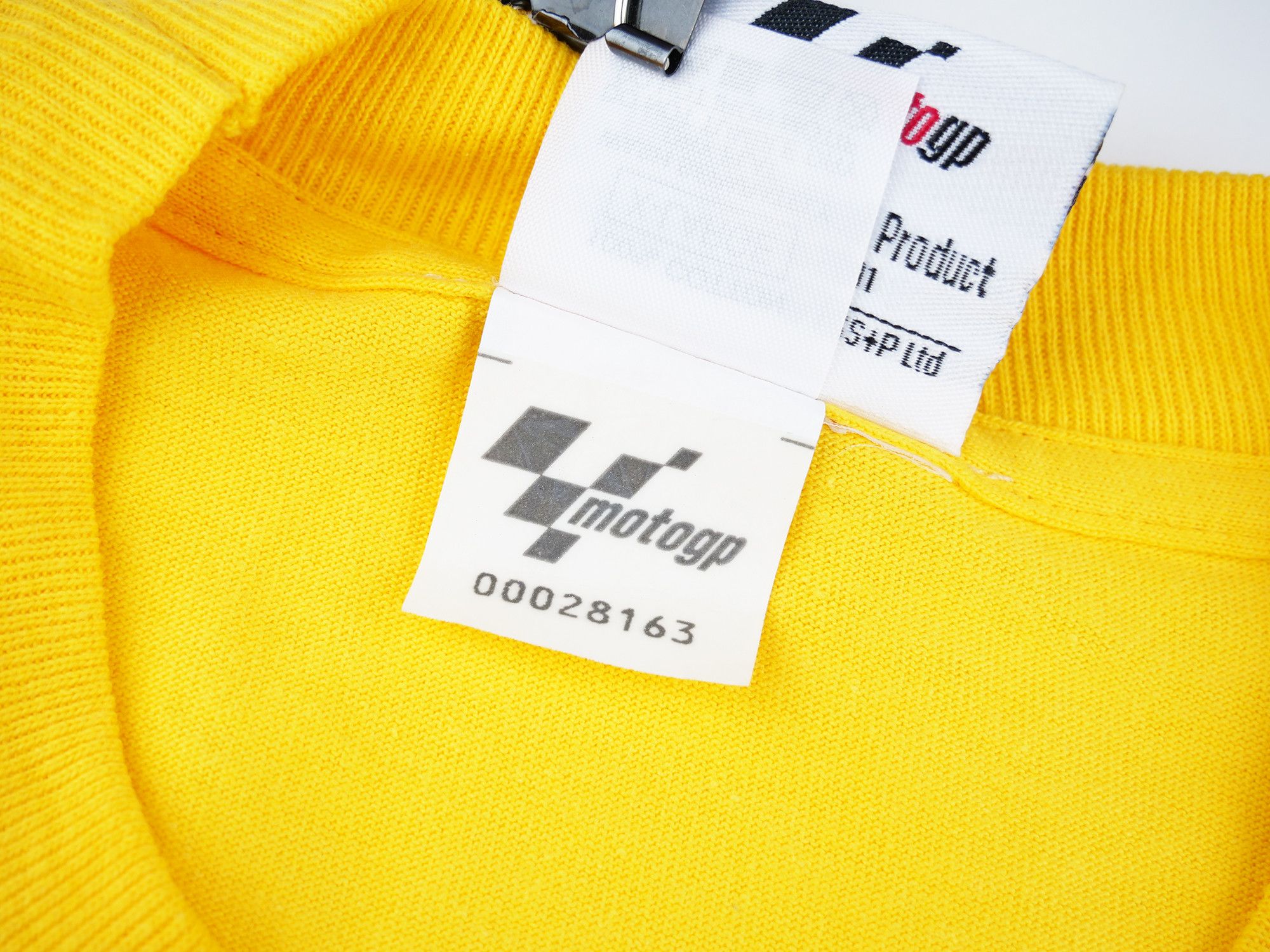 Vintage MotoGP vintage 2001 year t-shirt Size US XL / EU 56 / 4 - 5 Thumbnail