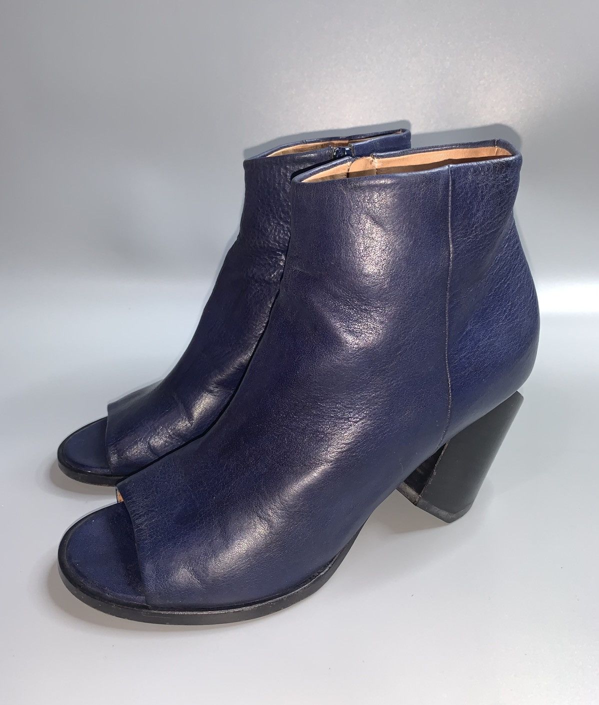 Maison Margiela Maison Margiela Open Toe Ankle Boots Size US 6 / IT 36 - 2 Thumbnail
