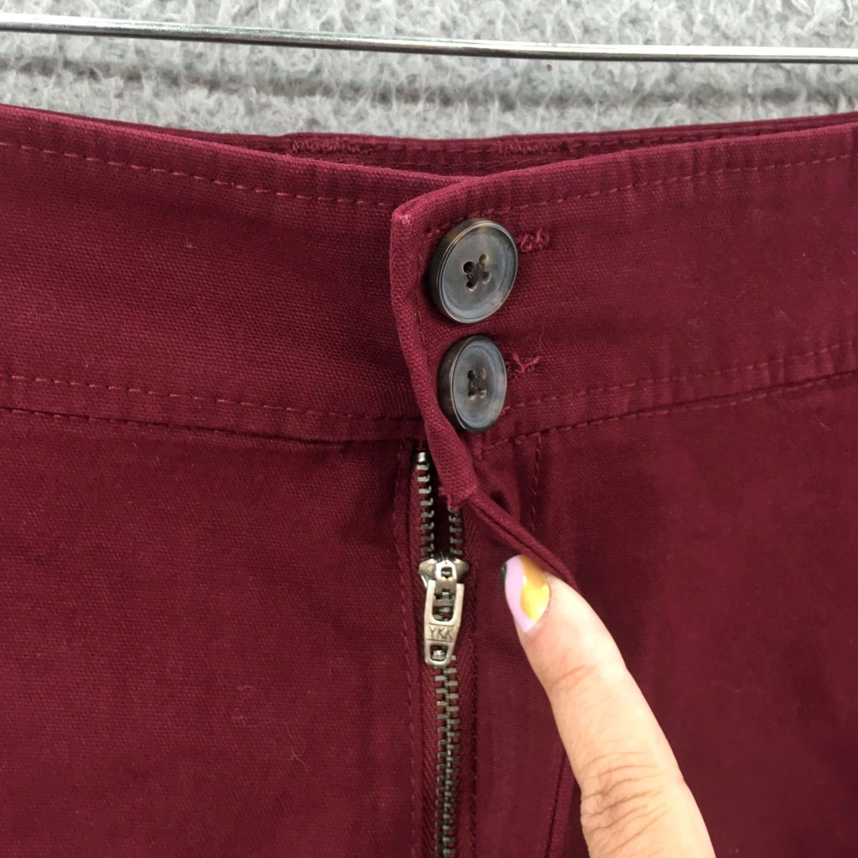 Vintage A New Day Chino Shorts Womens 24 Burgundy Cotton Blend Mid Rise Zip Fly NEW - Red, 5-Pocket, Regular, 4.5 Inseam, Shirtless? Size 42" / US 20 - 3 Thumbnail