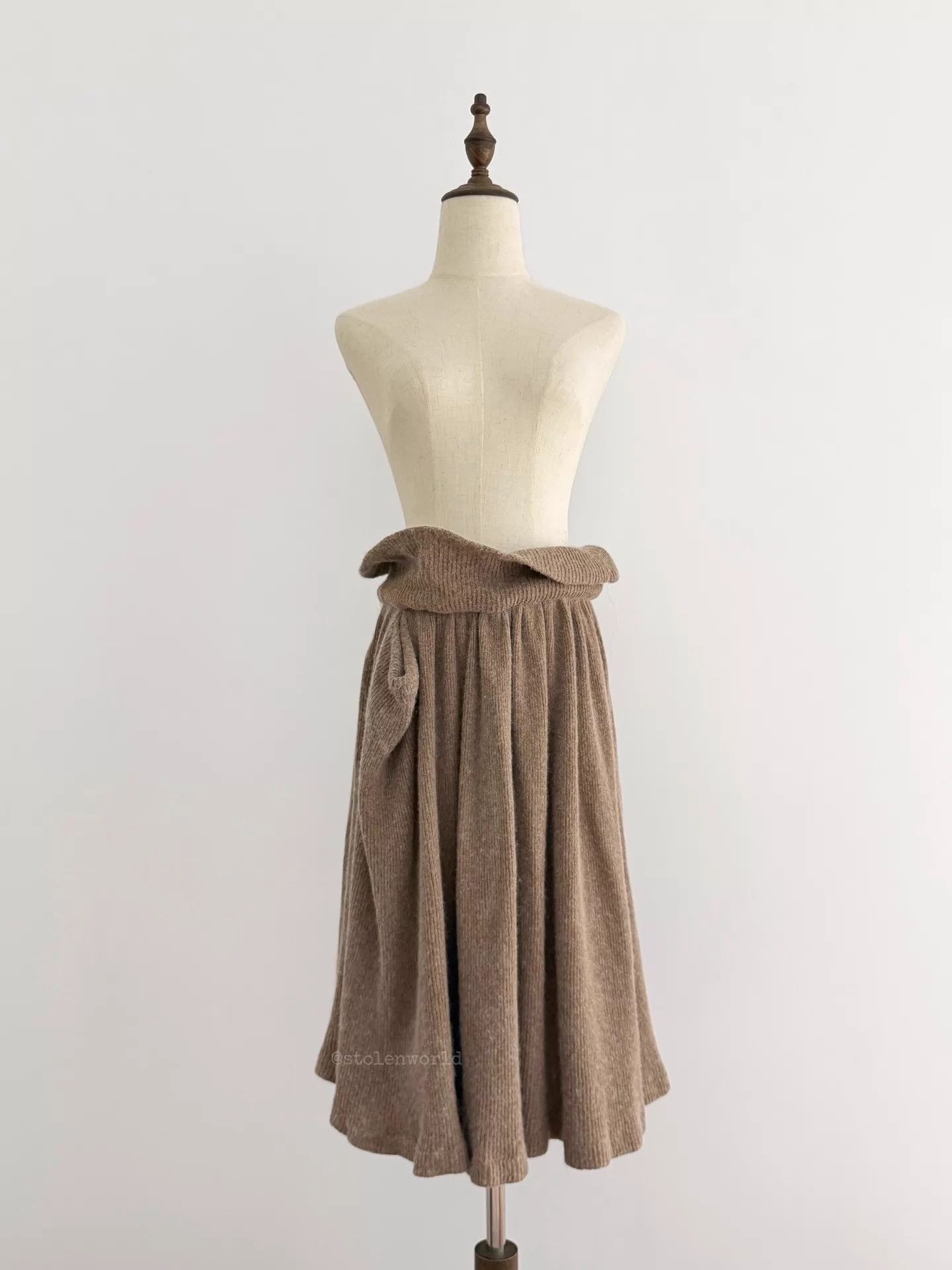 Y's Y's by Yohji Yamamoto Camel Waist-Cuff Knit Skirt Size 28" / US 6 / IT 42 - 1 Thumbnail