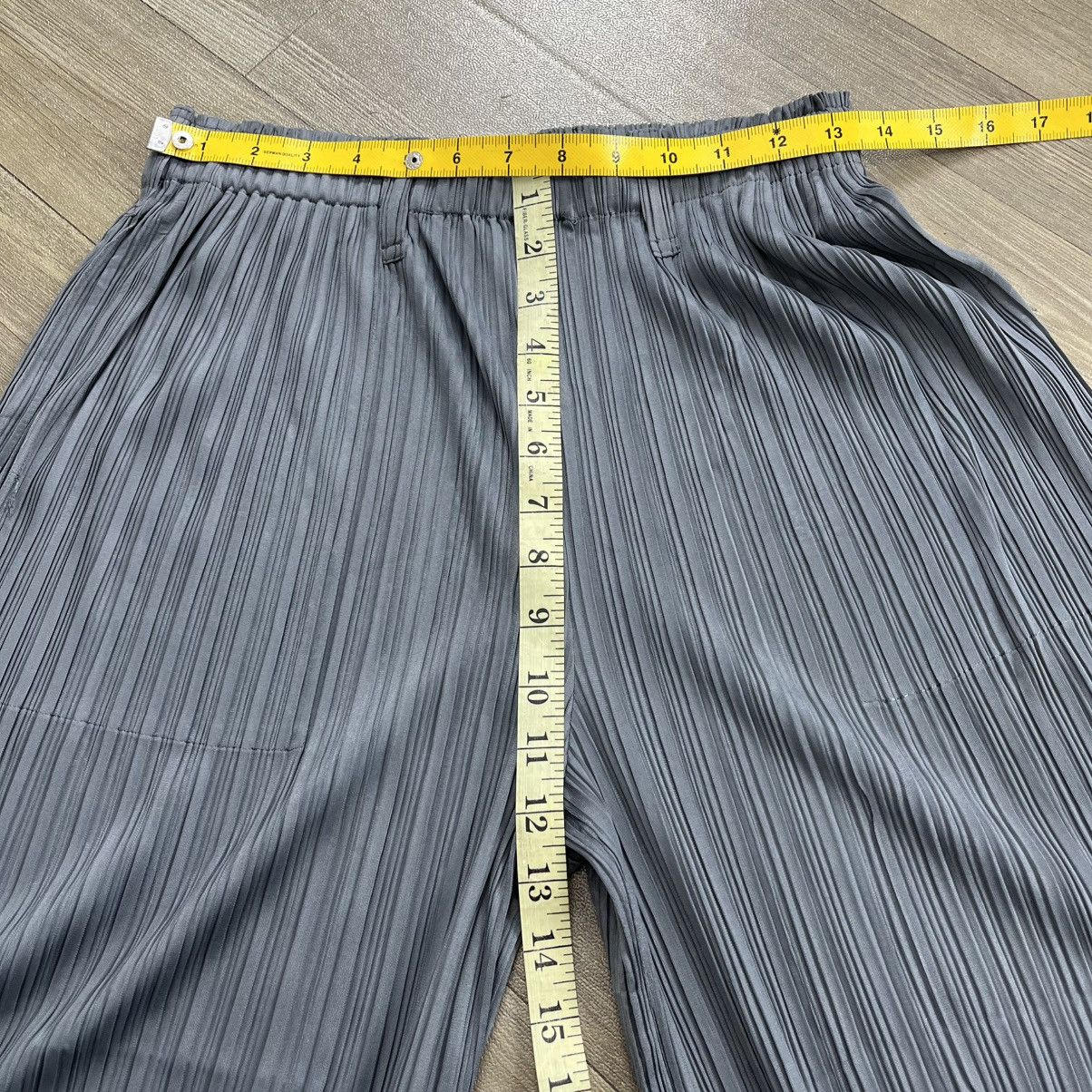 Homme Plisse Issey Miyake Vintage Pleats Please Issey Miyake Wide Leg Pants Dark Gray Size US 26 / EU 42 - 20 Thumbnail