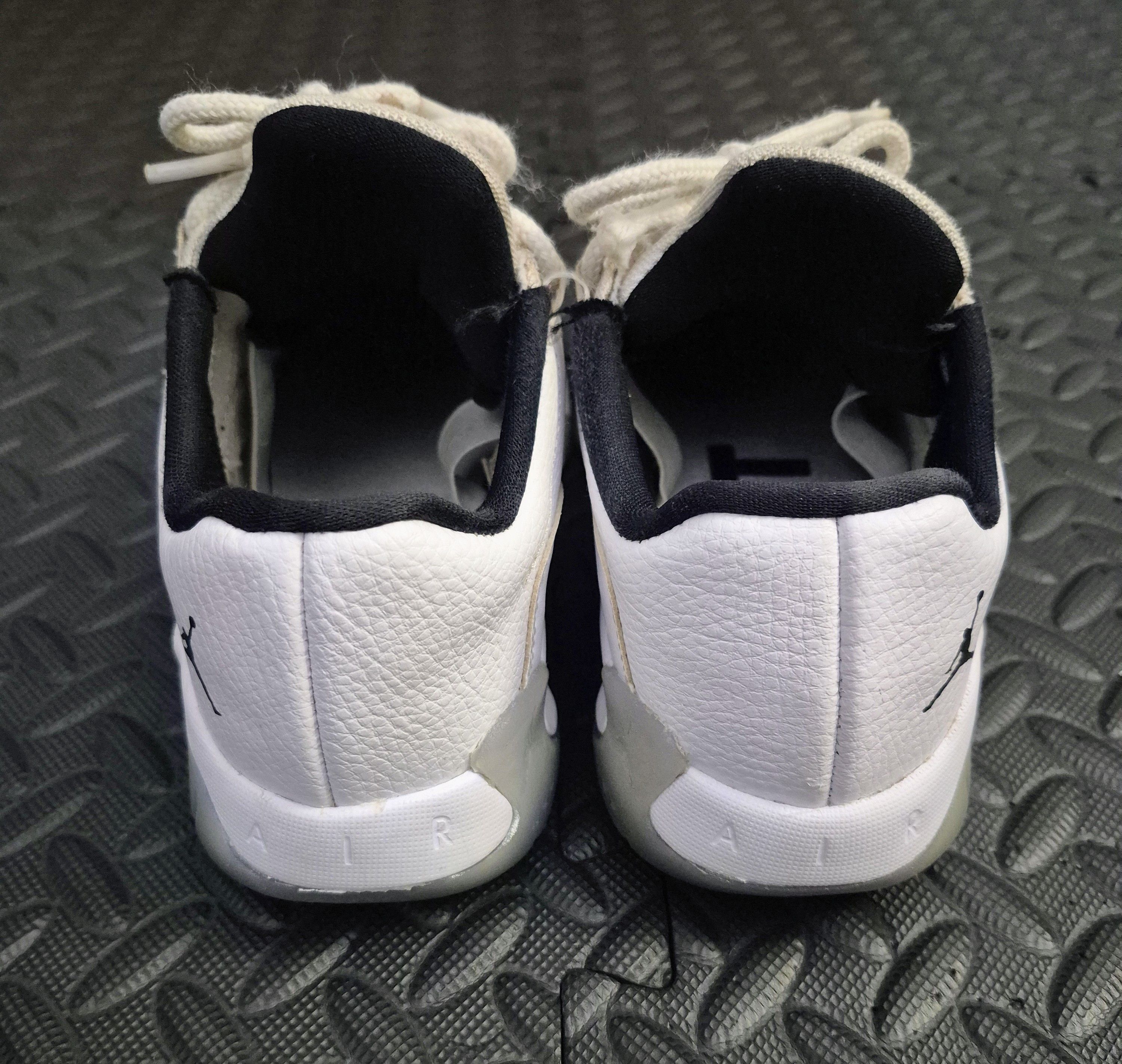 Jordan Brand Size 4.5Y - Jordan 11 CMFT Low Concord (GS) (DV2208-100) Size US 5 / EU 37 - 5 Thumbnail