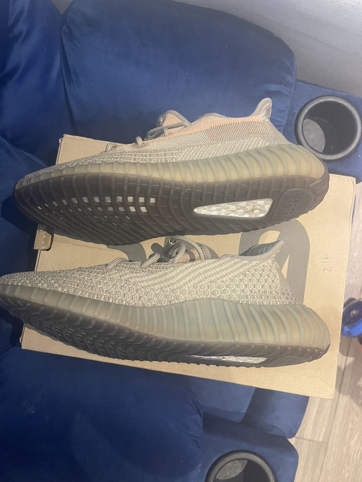Yeezy Yeezy 350 sand taupe Size US 11 / EU 44 - 4 Thumbnail