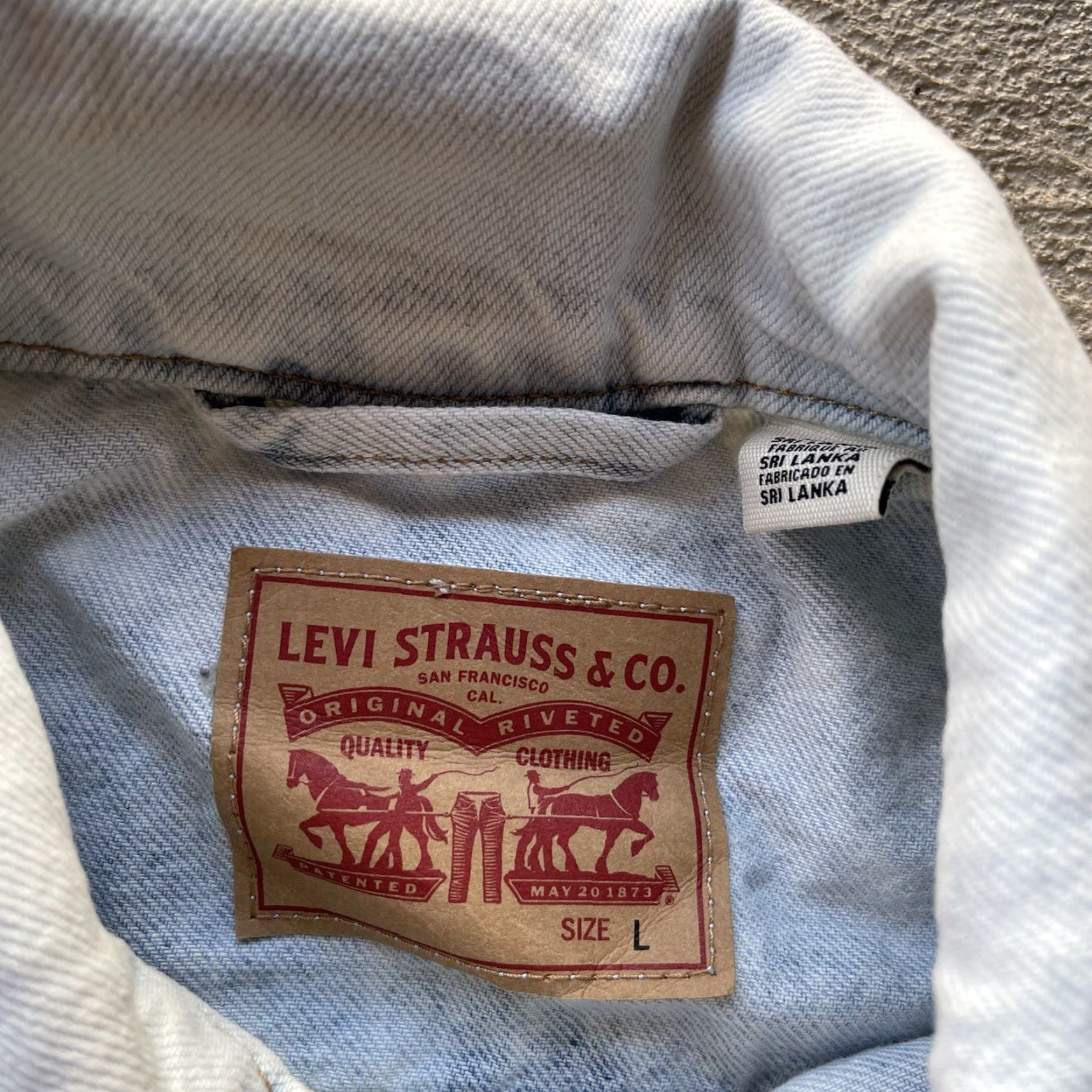 Levi's Levi's Denim Jacket Women Large Blue Embroidered Floral Western Casual Outerwear Size 36" / US 14 / IT 50 - 5 Thumbnail
