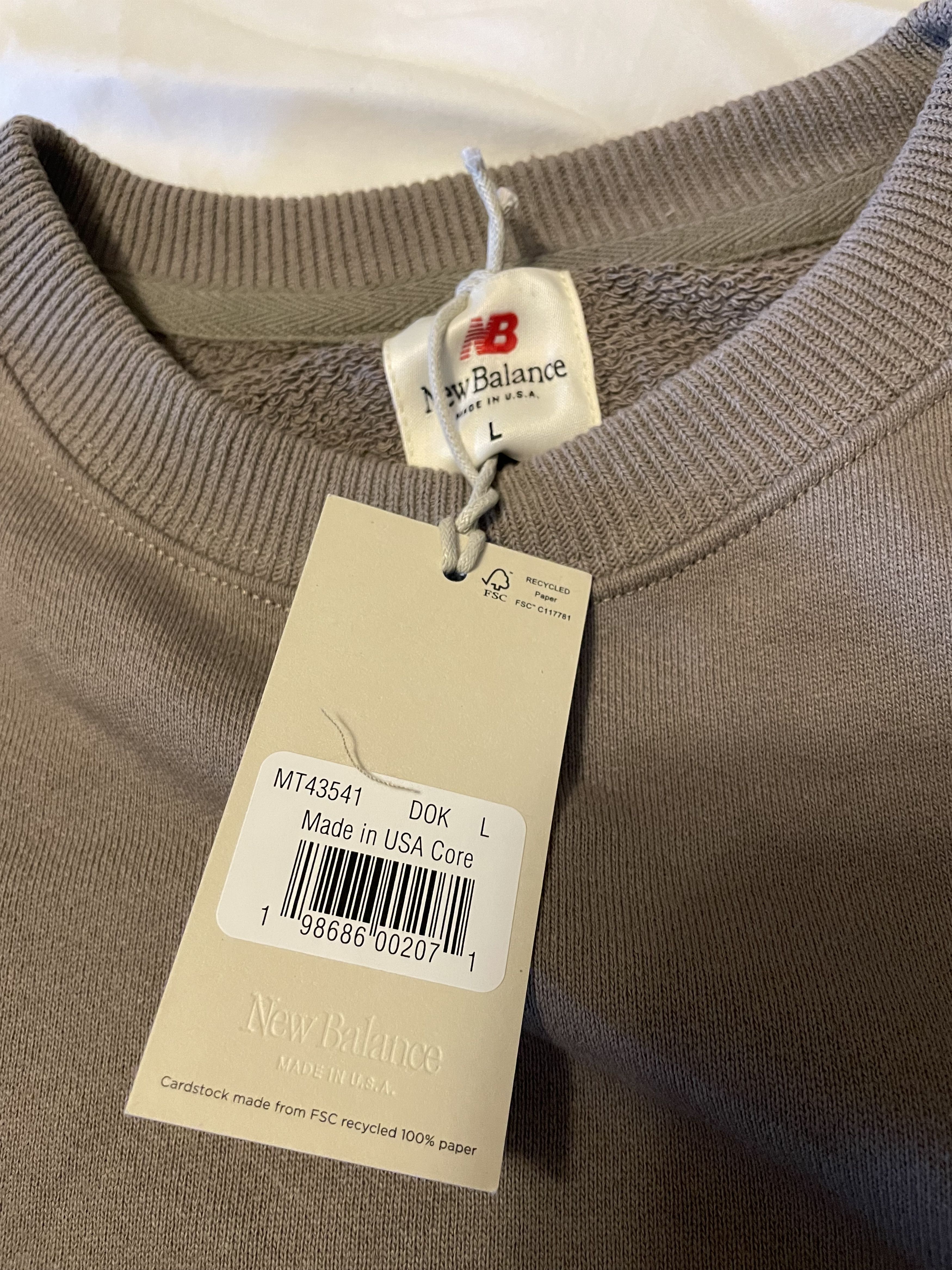 New Balance New Balance Made in USA Sweatshirt - Brown – Large – NWT Size US L / EU 52-54 / 3 - 2 Thumbnail