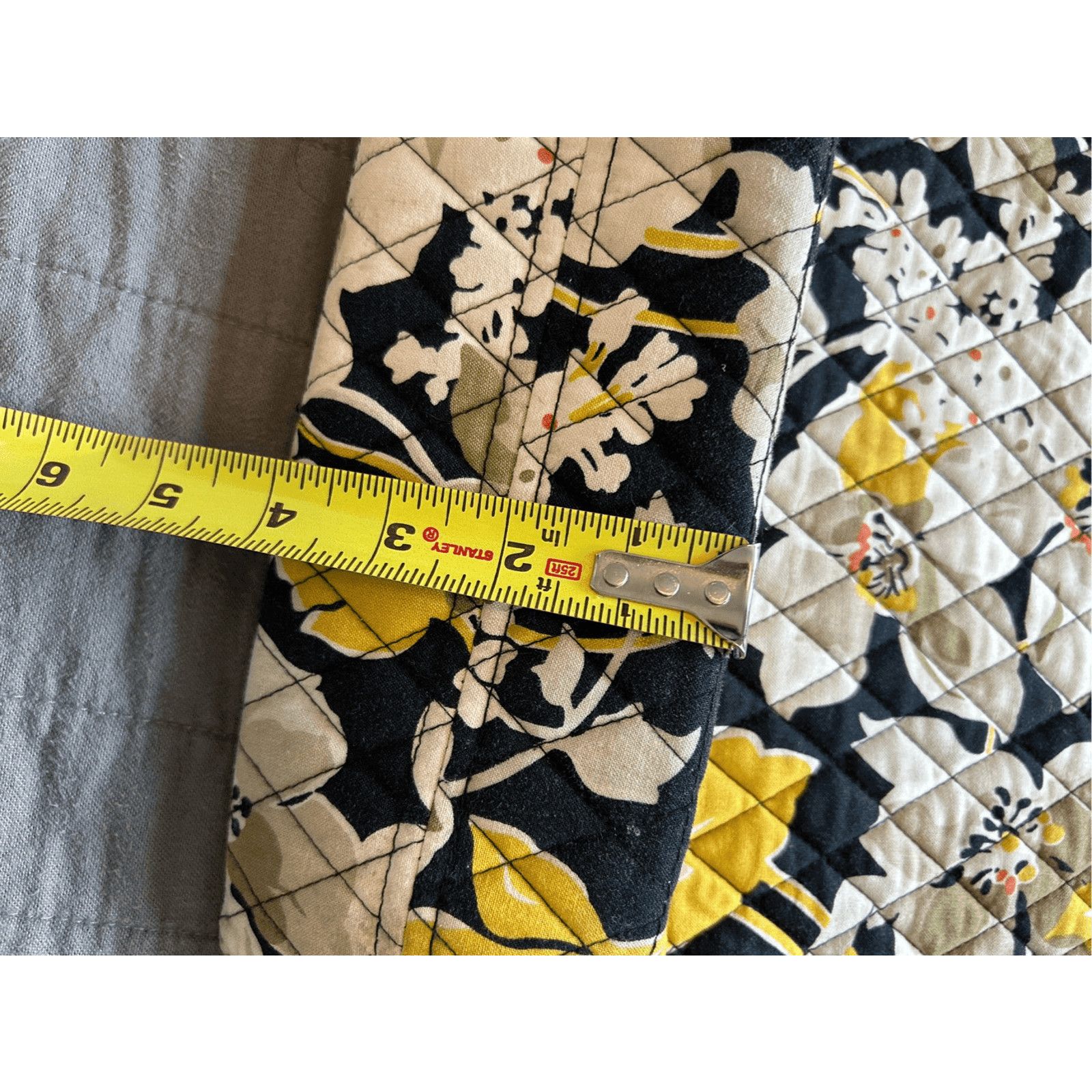 Vera Bradley Vera Bradley Retired Dogwood Tote Yellow Black Floral Bag Size ONE SIZE - 8 Thumbnail