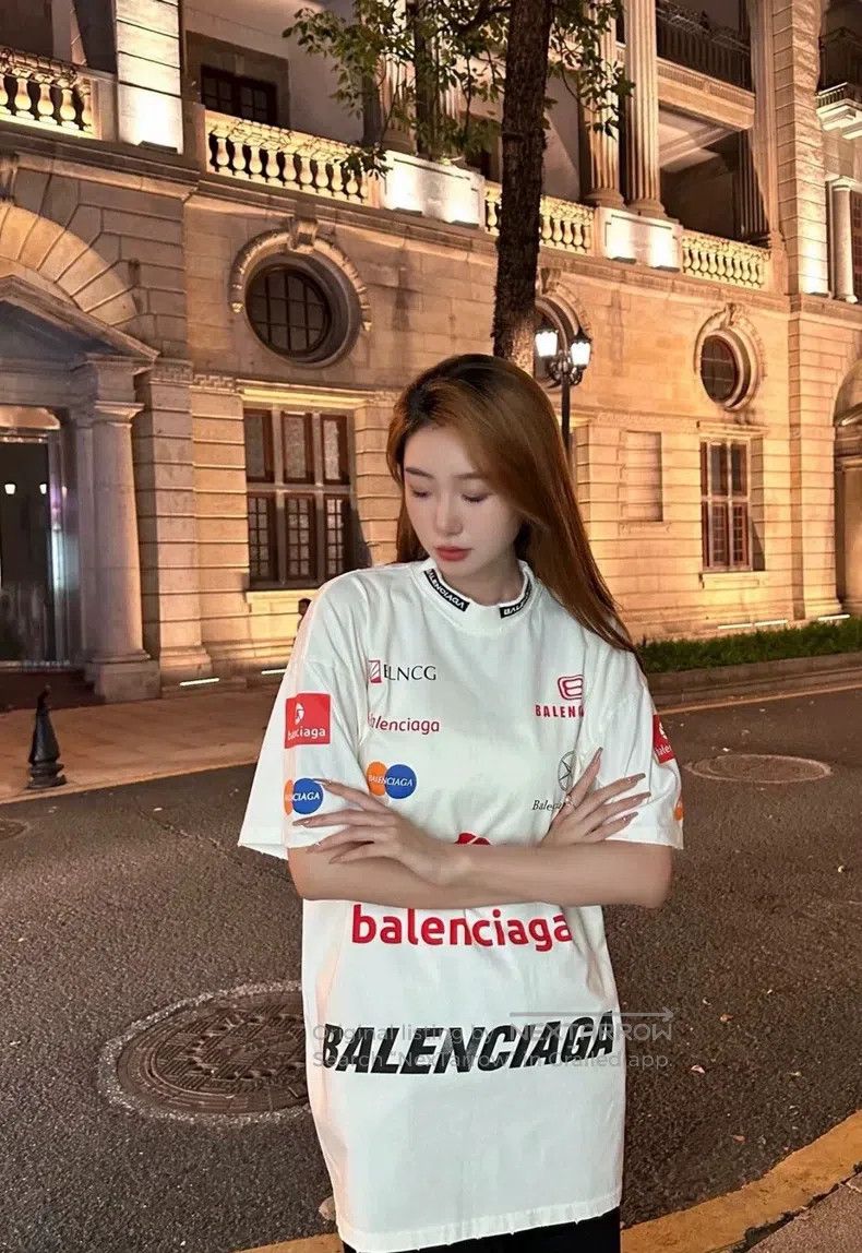 Balenciaga Balenciaga White Racing Multi-Element Full Logo Short Slee Size US S / EU 44-46 / 1 - 2 Thumbnail
