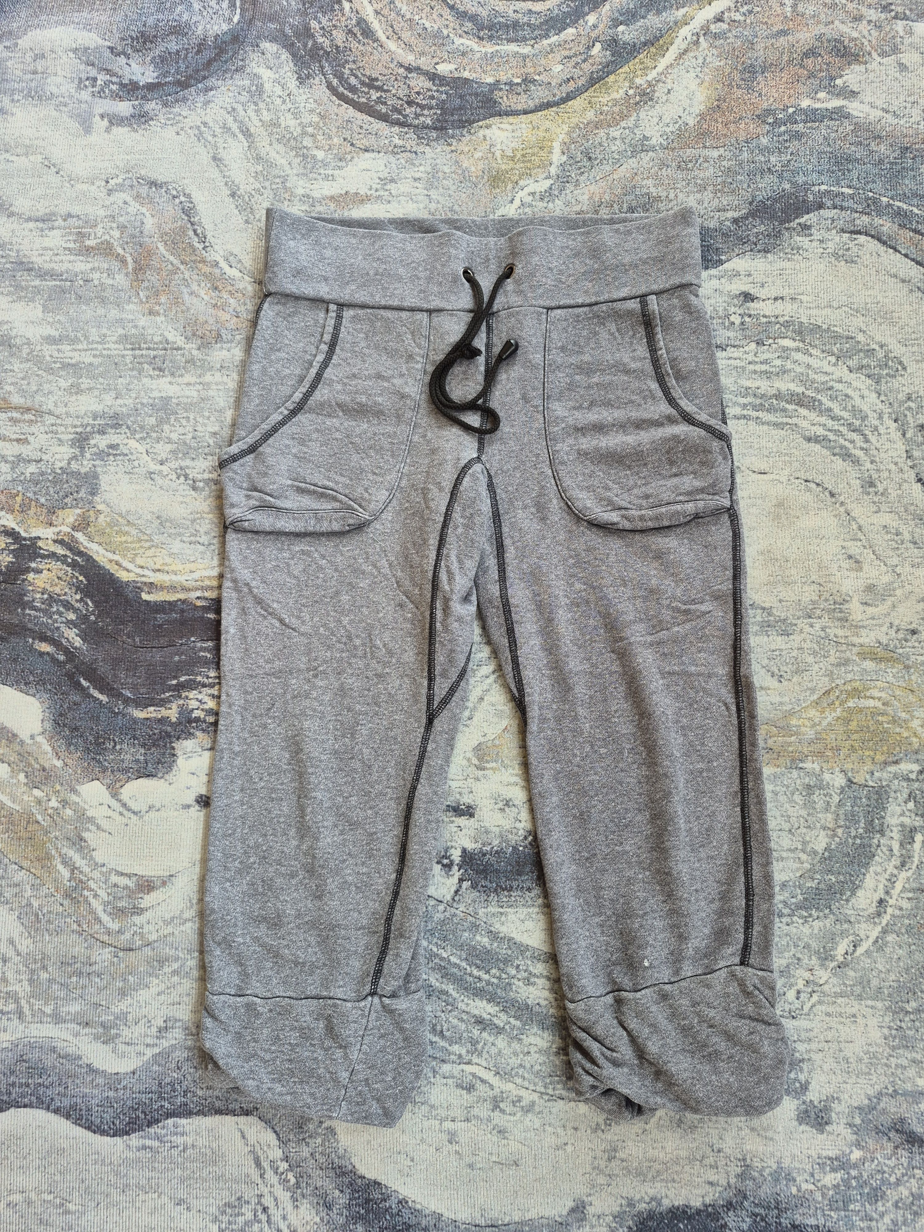 RIPVANWINKLE 🔥 Ripvanwinkle 3/4 Joggers Sweatpants Japanese Brand Size US 30 / EU 46 - 1 Thumbnail
